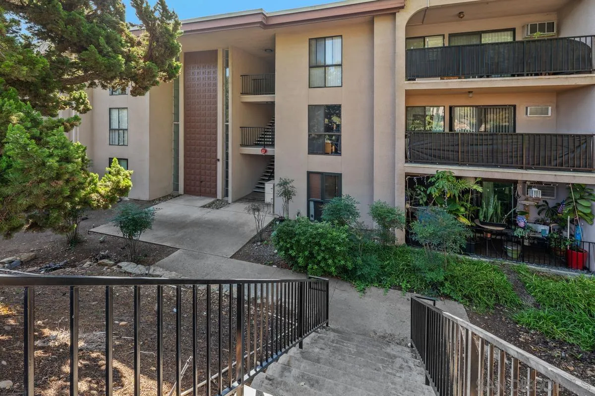 7838 Cowles Mountain Ct, San Diego, CA 92119 7838 Cowles Mountain Ct, San Diego, CA 92119