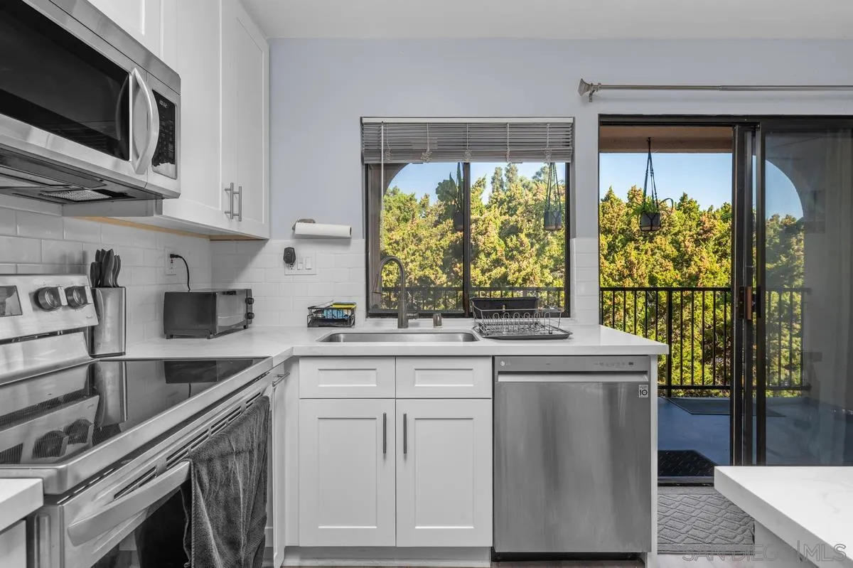 7838 Cowles Mountain Ct, San Diego, CA 92119 7838 Cowles Mountain Ct, San Diego, CA 92119
