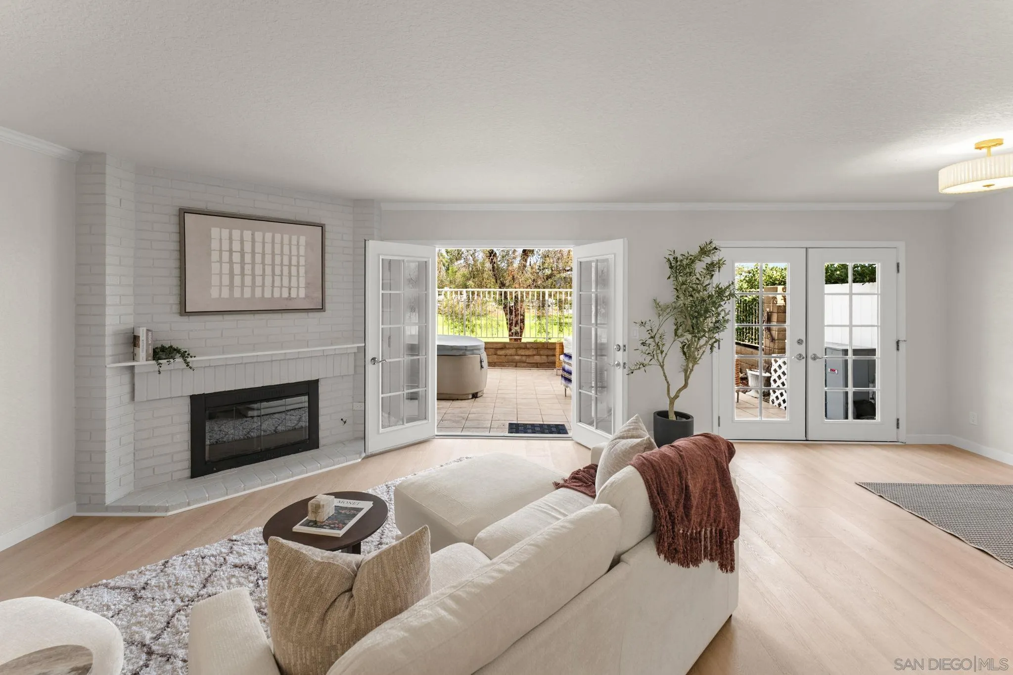 1012 Brewley Ln, Vista, CA 92081 1012 Brewley Ln, Vista, CA 92081