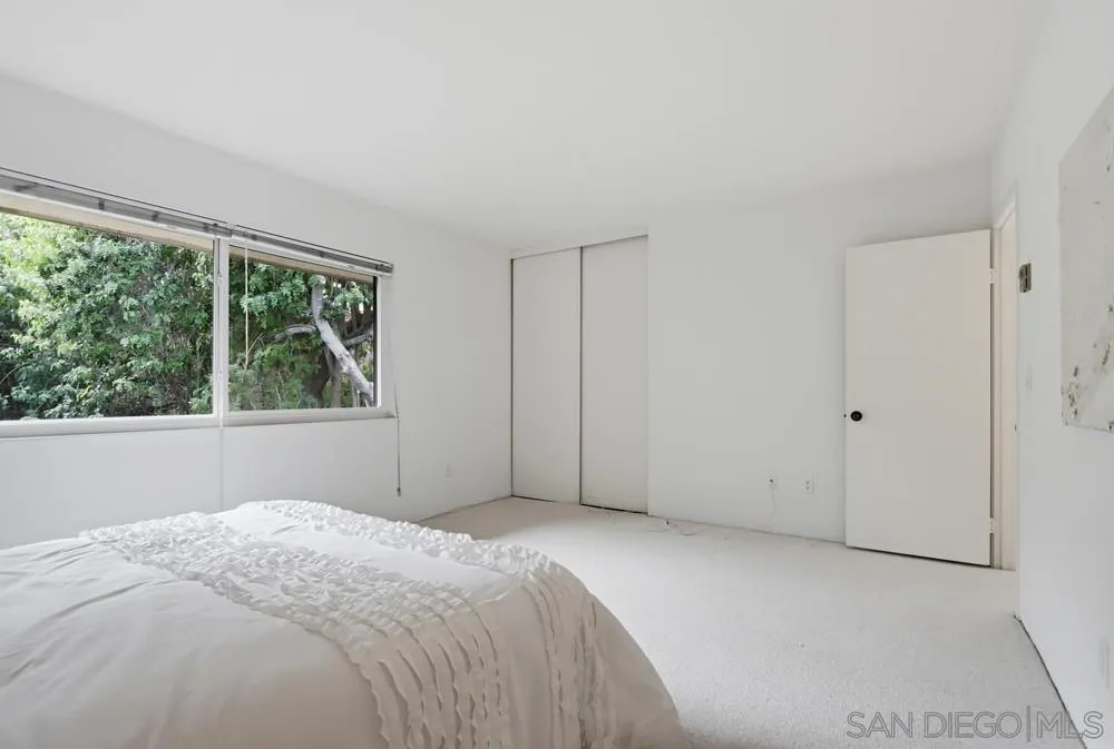 4276 5th, San Diego, CA 92103 4276 5th, San Diego, CA 92103