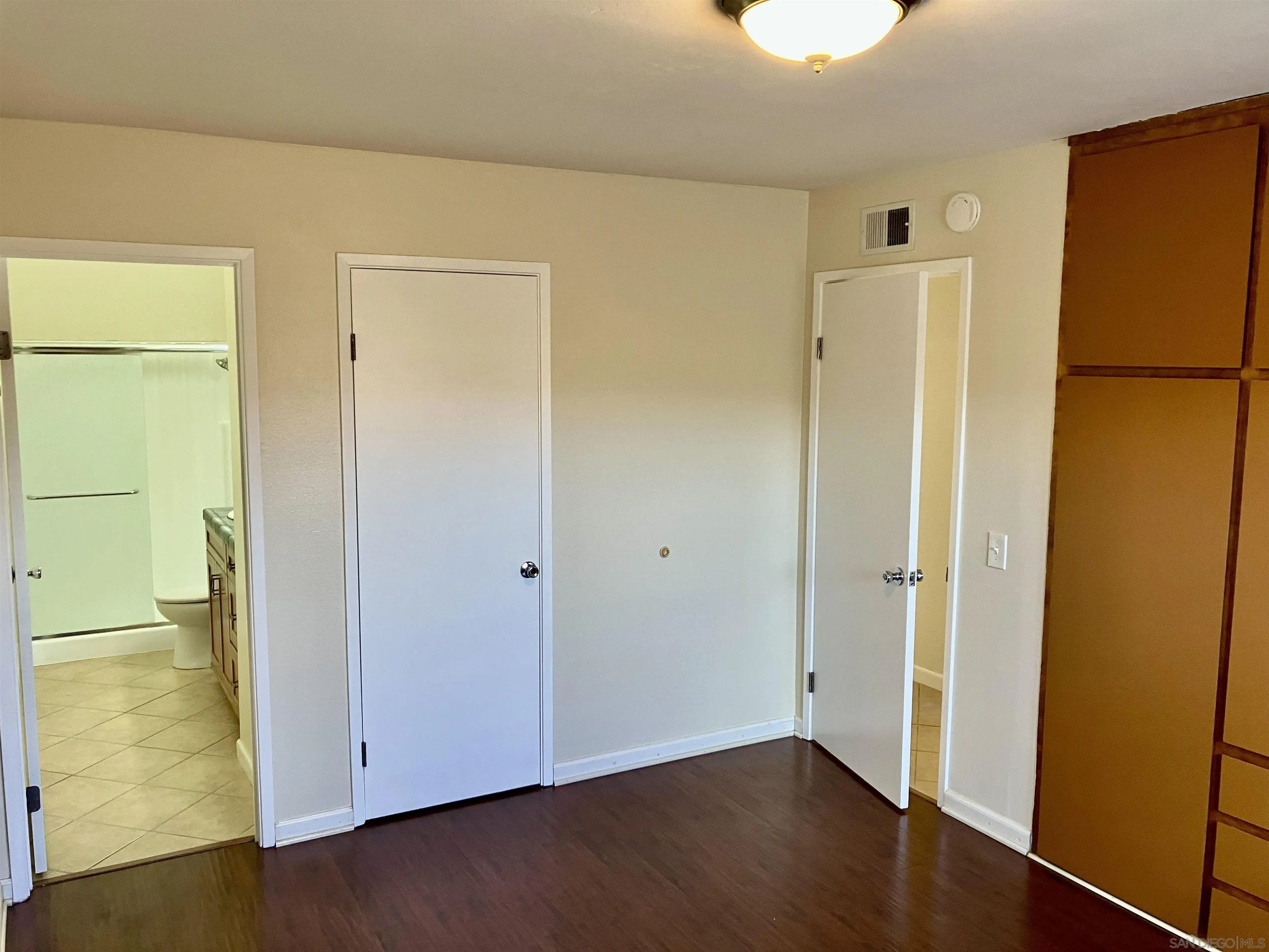 2158 Country Pl, Escondido, CA 92026 2158 Country Pl, Escondido, CA 92026