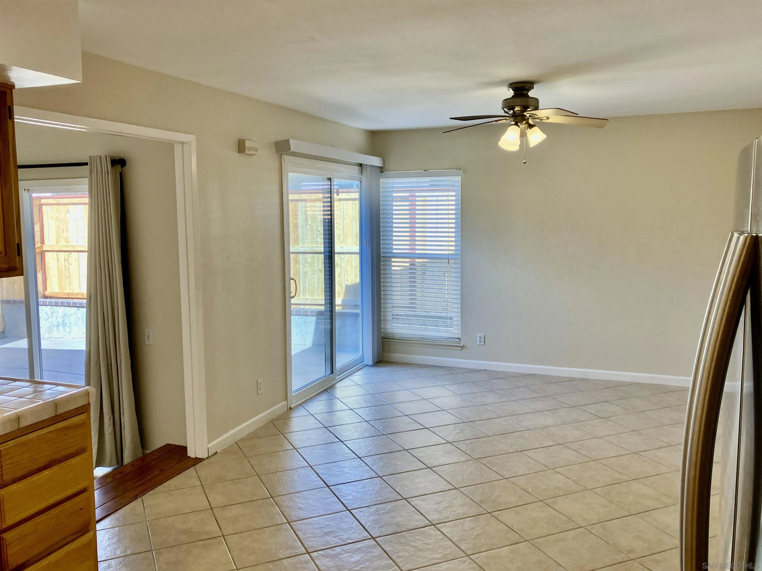 2158 Country Pl, Escondido, CA 92026 2158 Country Pl, Escondido, CA 92026