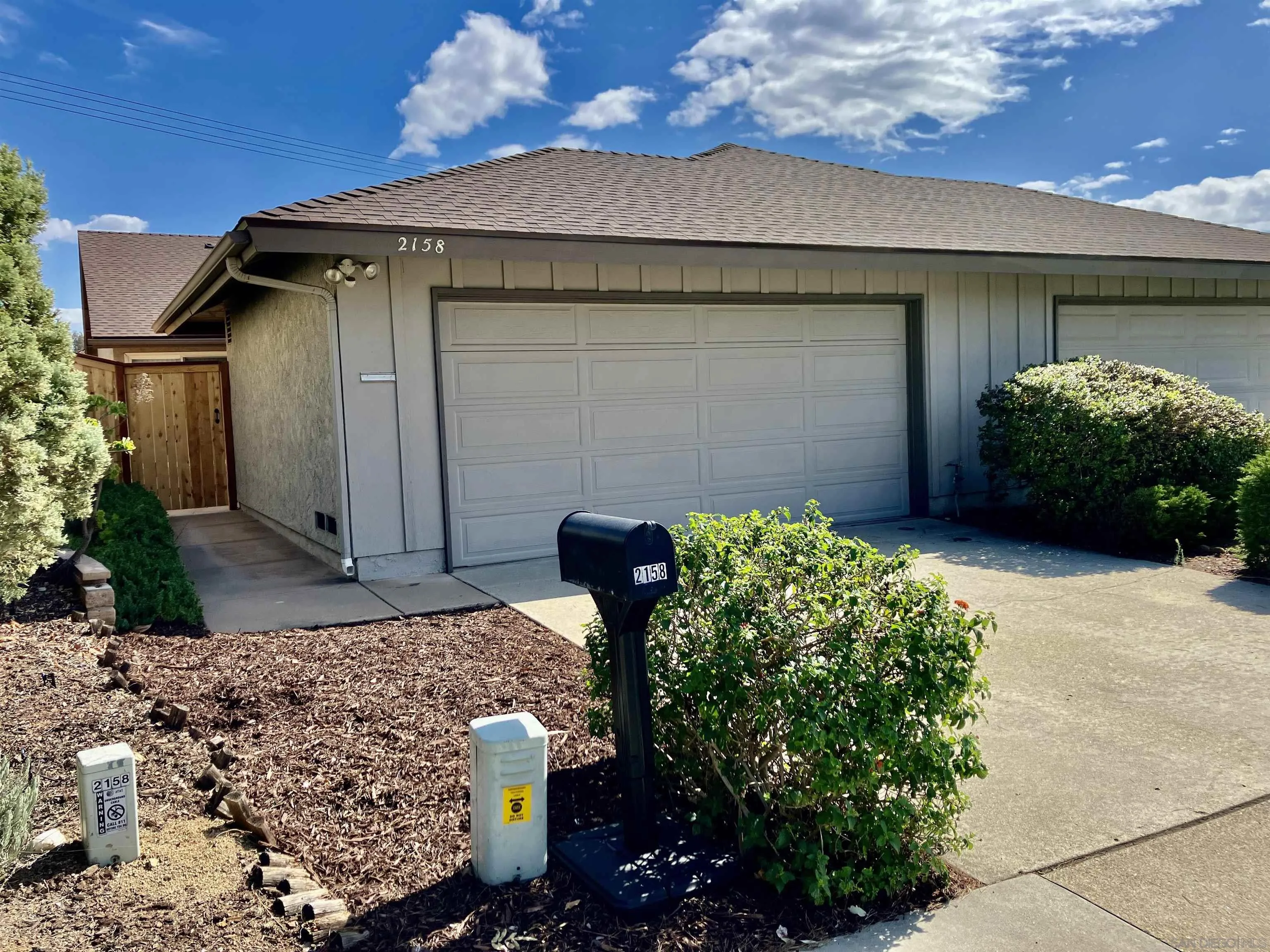 2158 Country Pl, Escondido, CA 92026 2158 Country Pl, Escondido, CA 92026