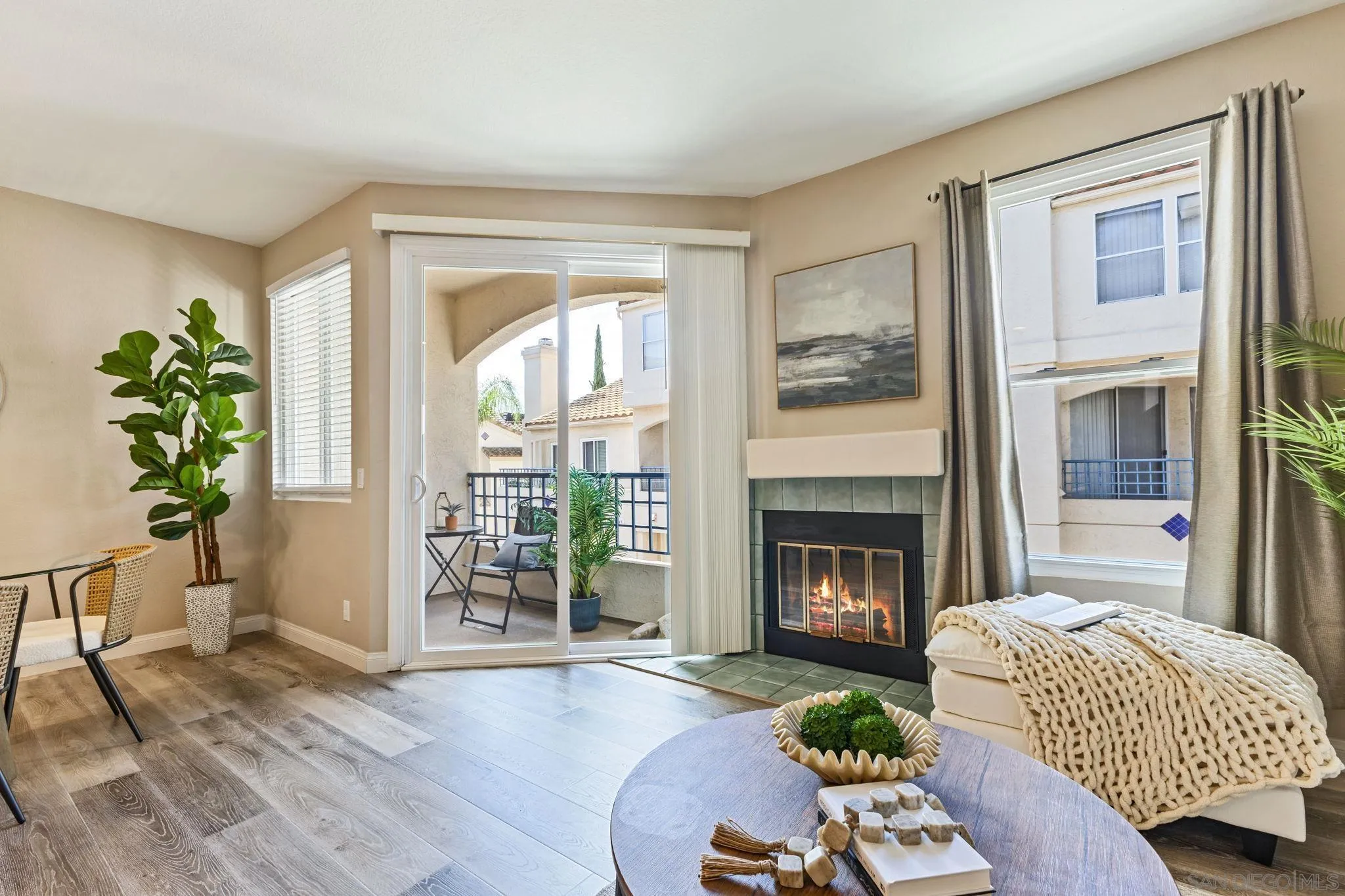 6161 Calle Mariselda, #409, San Diego, CA 92124 6161 Calle Mariselda, #409, San Diego, CA 92124