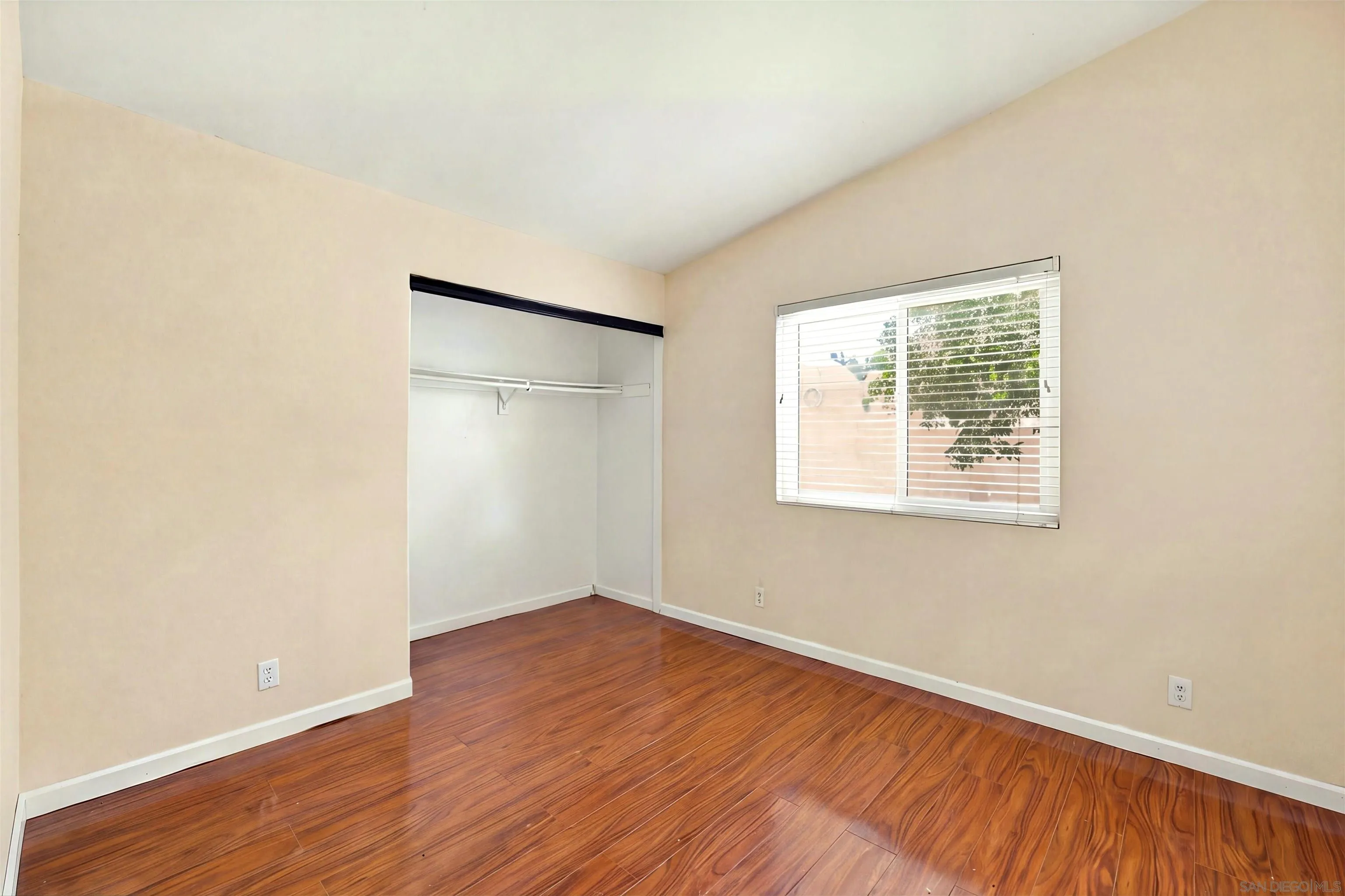 1375 Oak Hill, Escondido, CA 92027 1375 Oak Hill, Escondido, CA 92027