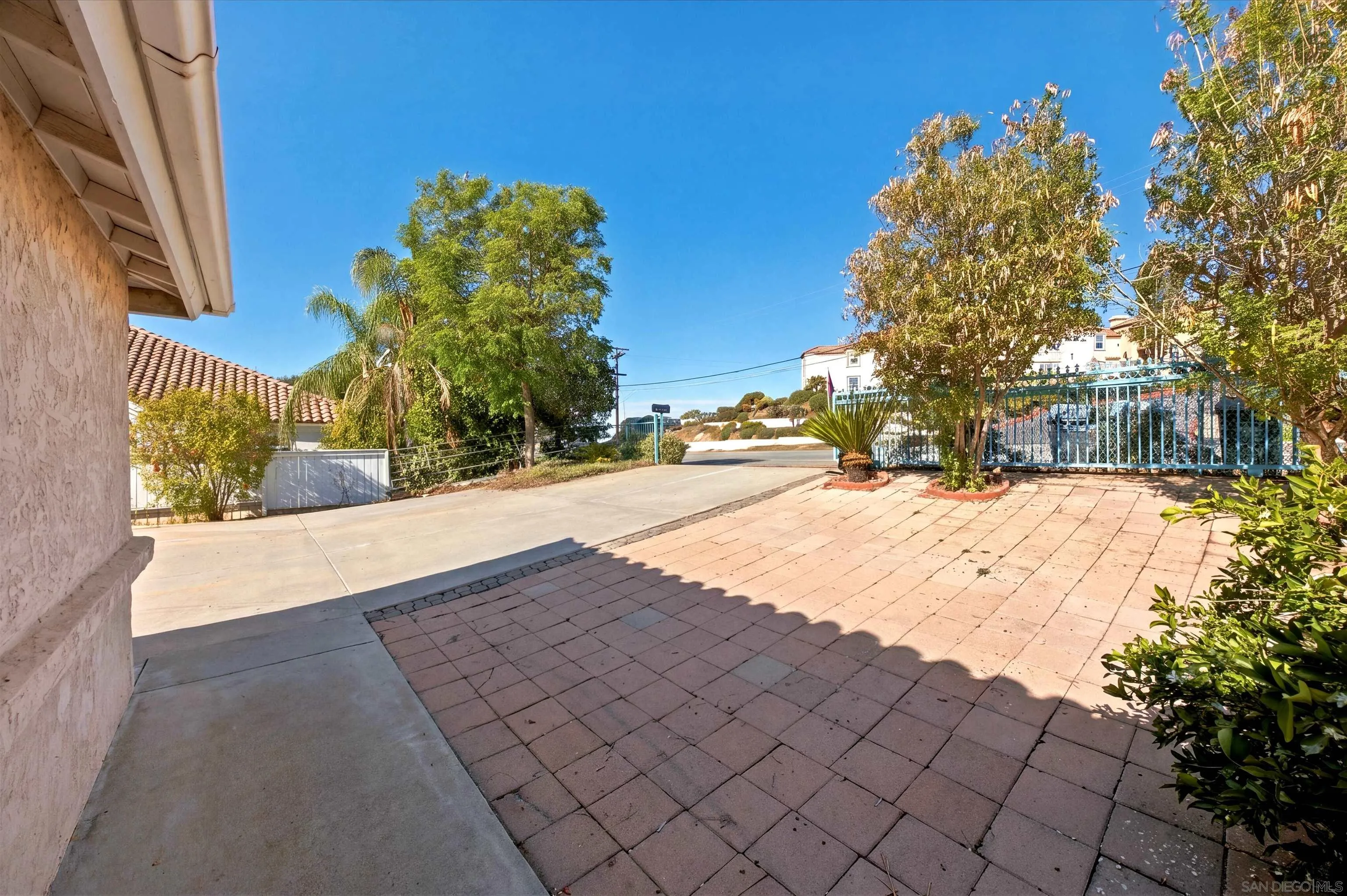 1375 Oak Hill, Escondido, CA 92027 1375 Oak Hill, Escondido, CA 92027