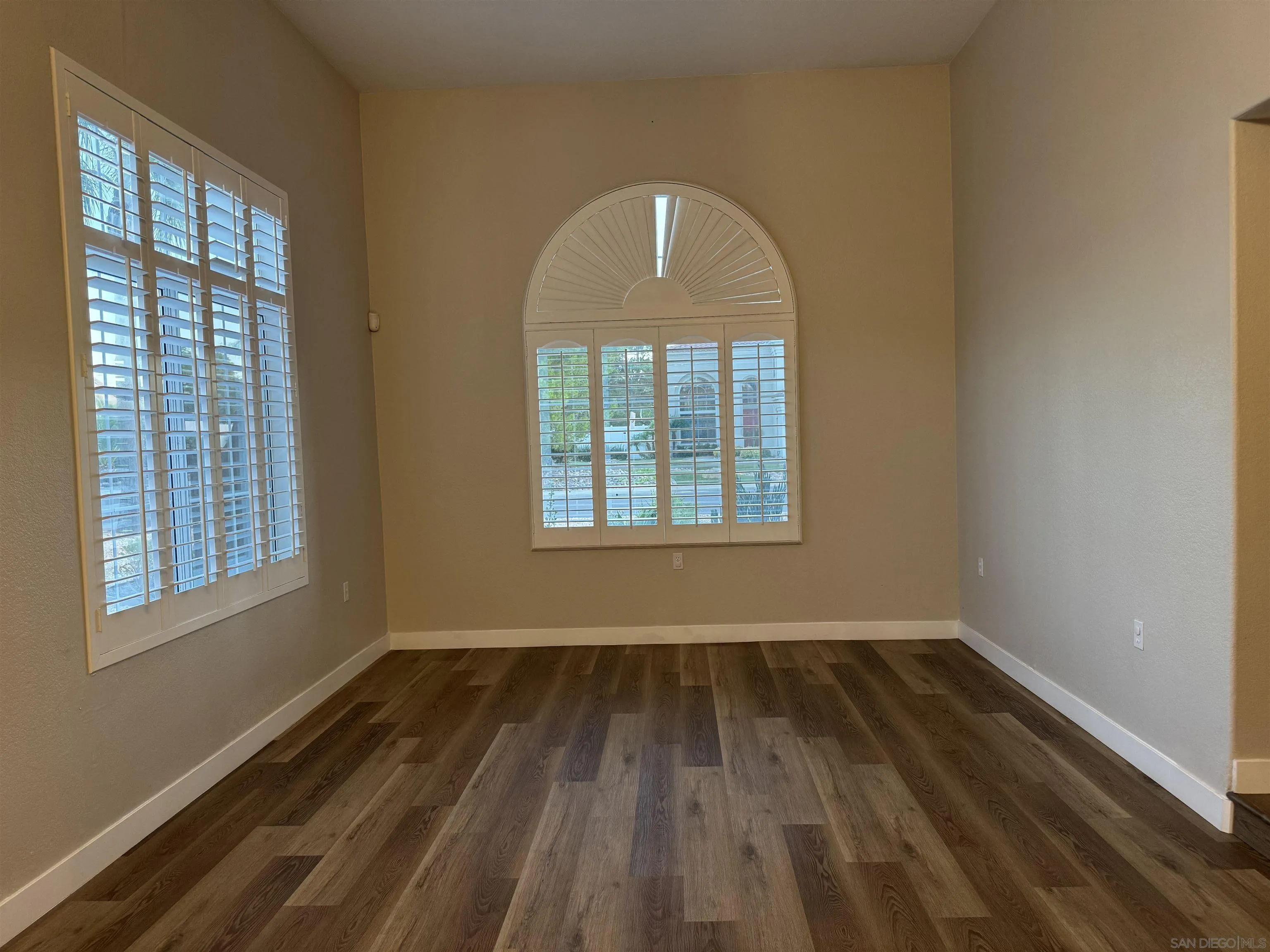2934 Manzanita View Rd, Alpine, CA 91901 Living Room