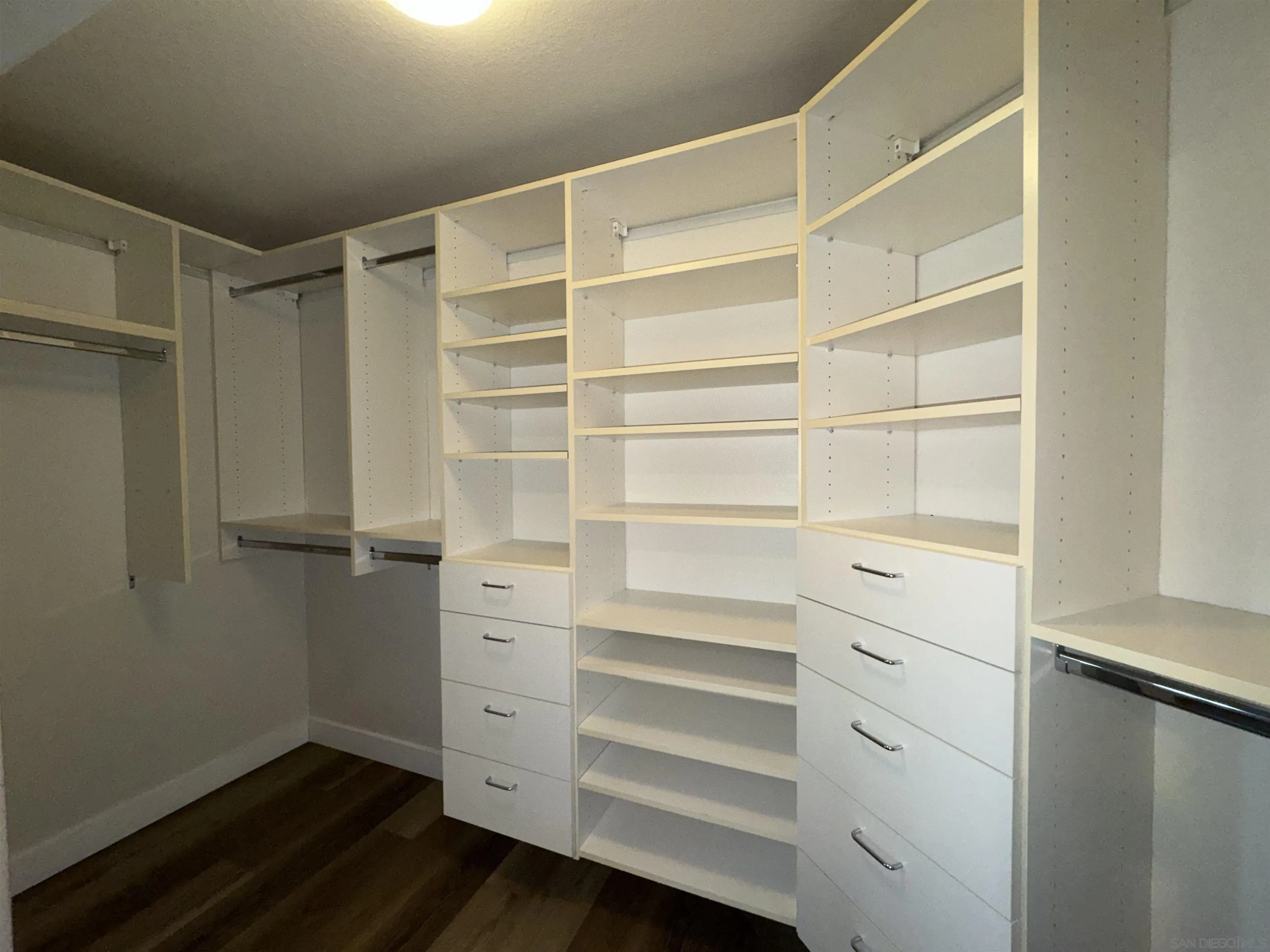 2934 Manzanita View Rd, Alpine, CA 91901 Primary Bedroom Closet with Organizer