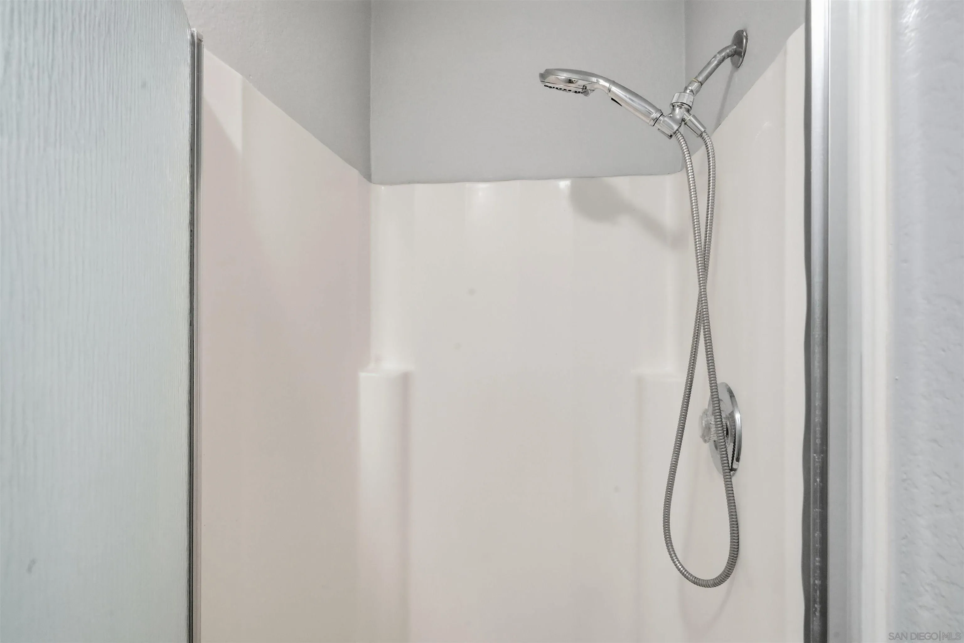 https://cdn.realtyfeed.com/cdn/127/260025562/3ce2a293b7bc84b840c17e2967c6a1ce.webp