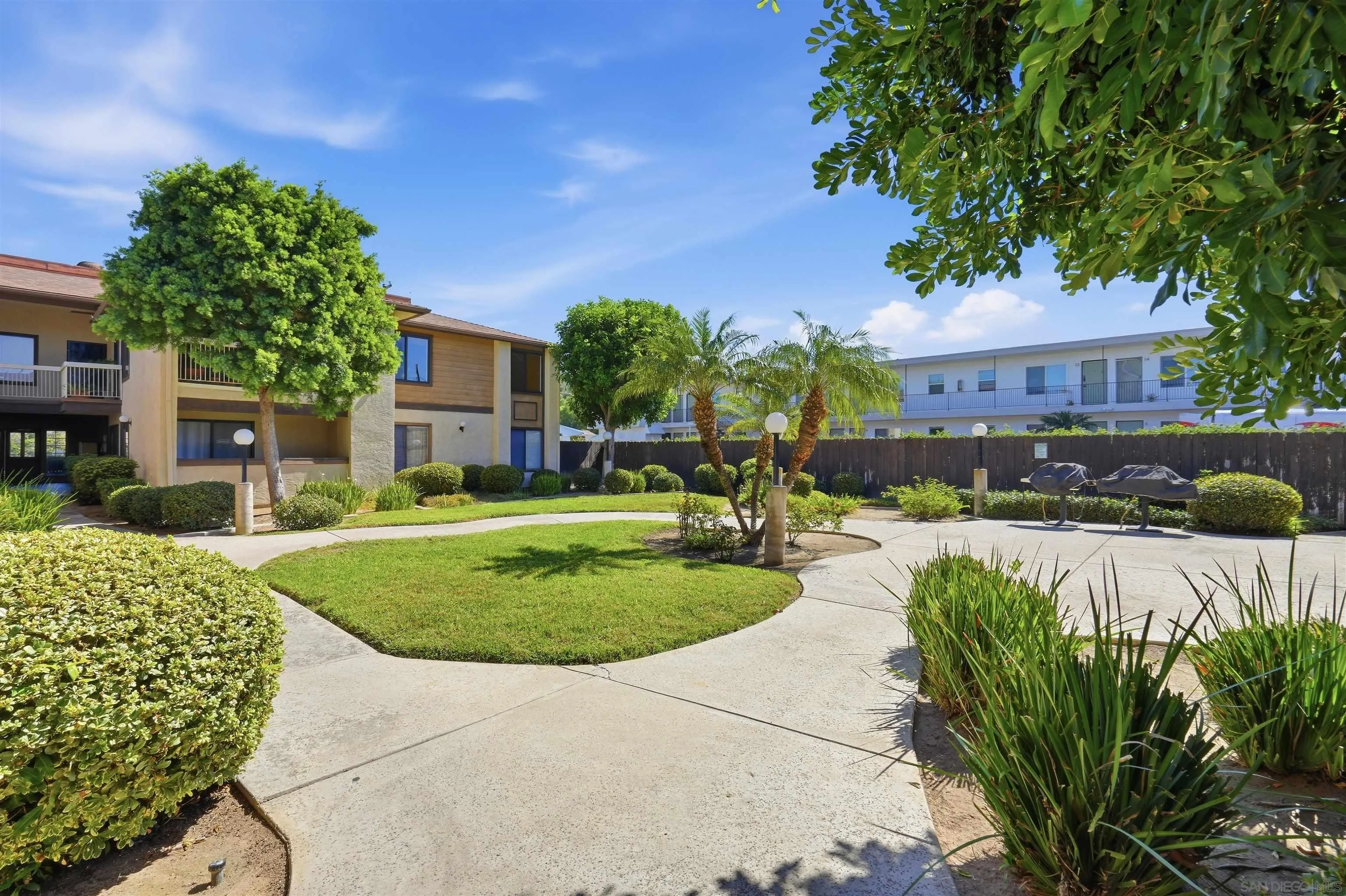 https://cdn.realtyfeed.com/cdn/127/260025562/4c4dd72c35625ae7e2fce1318d6dfde2.webp