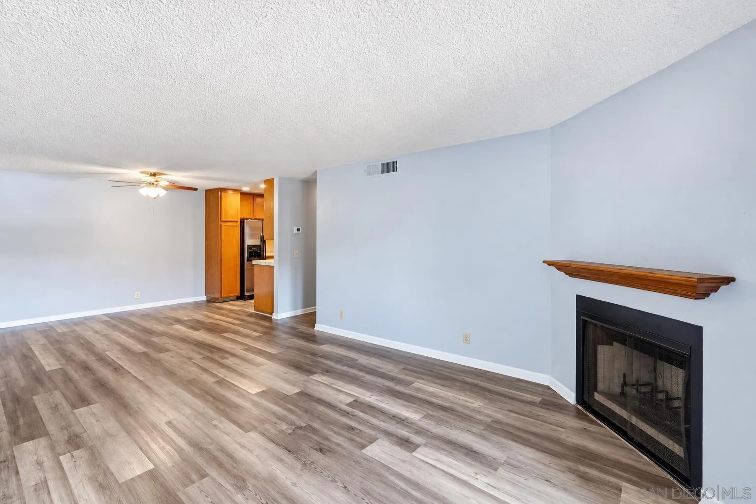 https://cdn.realtyfeed.com/cdn/127/260025562/84ffff225b9500b9fb4c82b2316a4bd5.webp