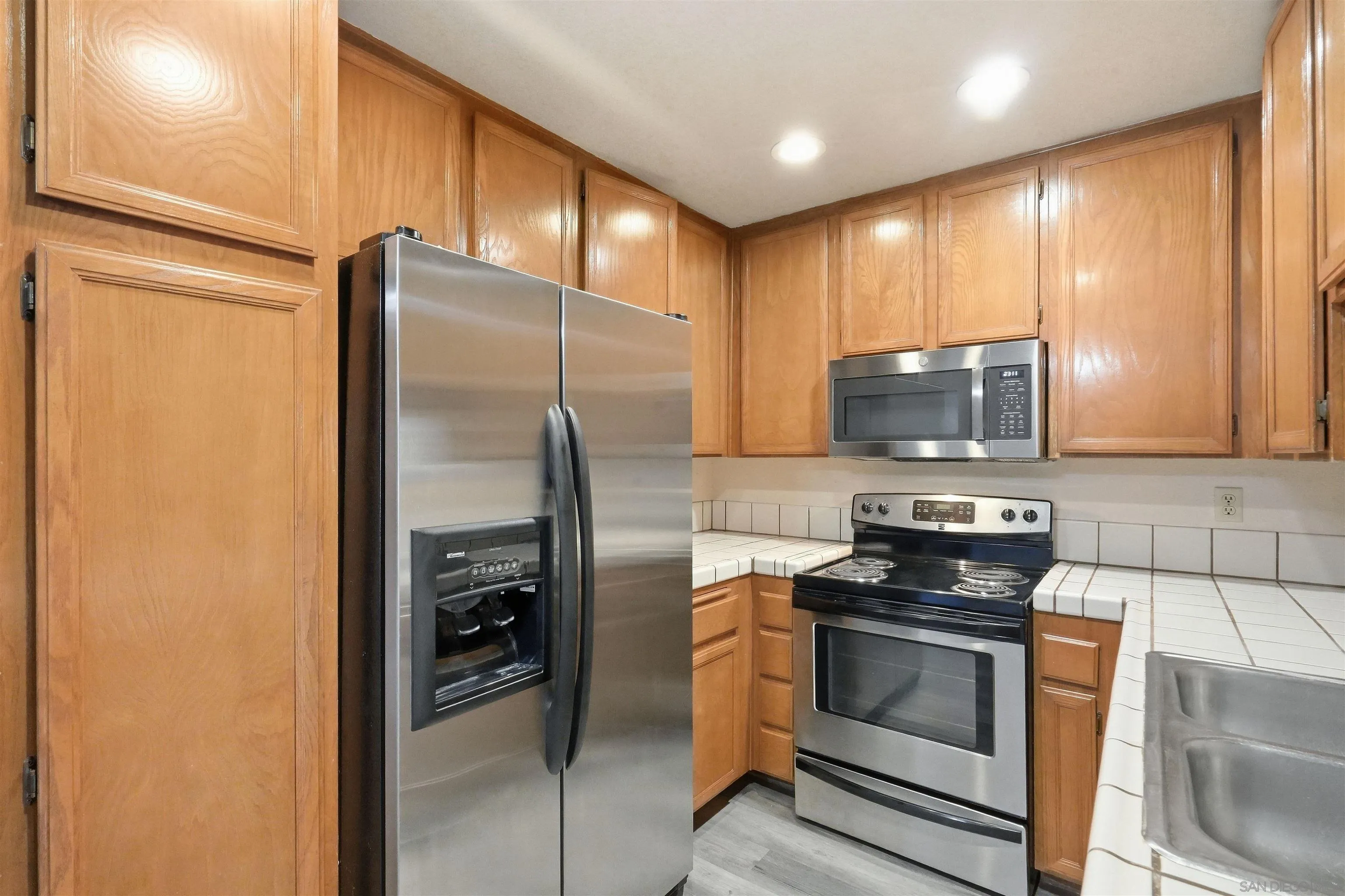 https://cdn.realtyfeed.com/cdn/127/260025562/b05e8d3567730d0fc625d42870855c3d.webp