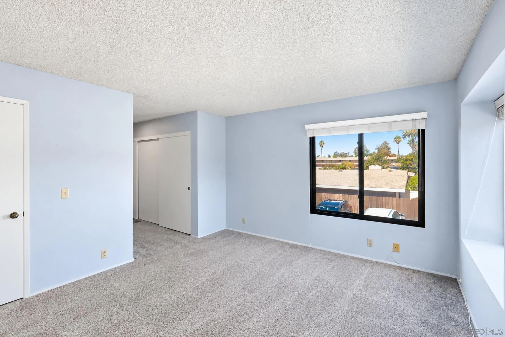 https://cdn.realtyfeed.com/cdn/127/260025562/bede52ba6aeecc99b56d42fc371a7194.webp