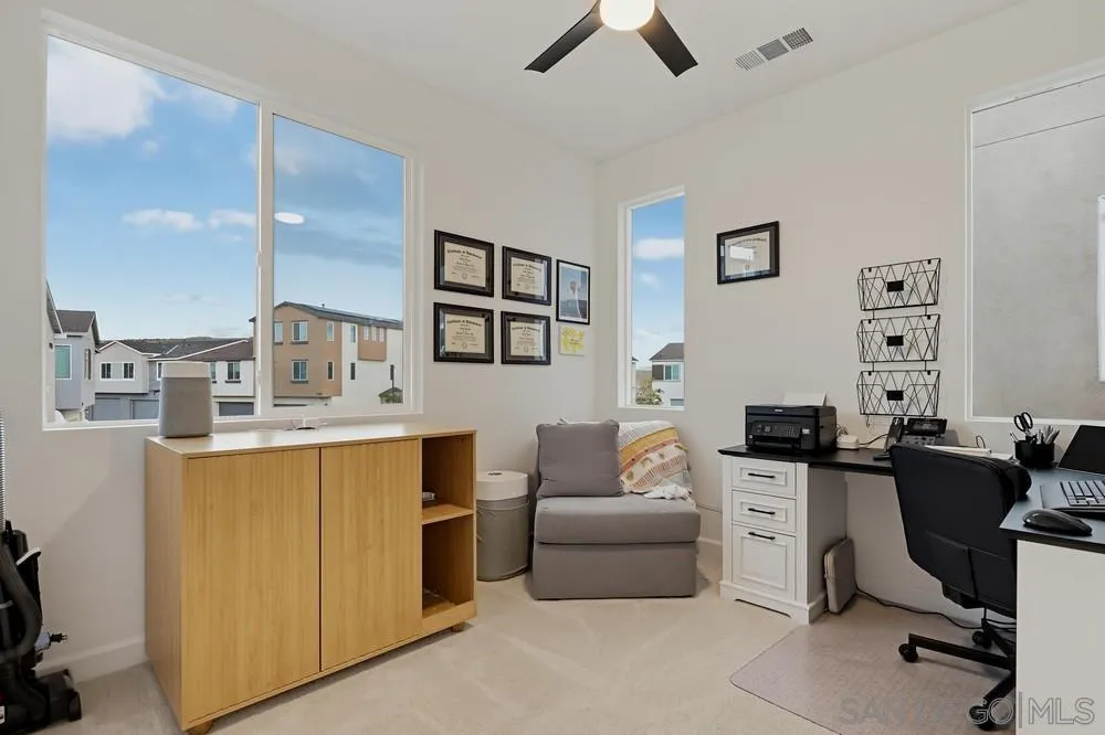 2174 Tributary Dr, #2, Chula Vista, CA 91913 2174 Tributary Dr, #2, Chula Vista, CA 91913