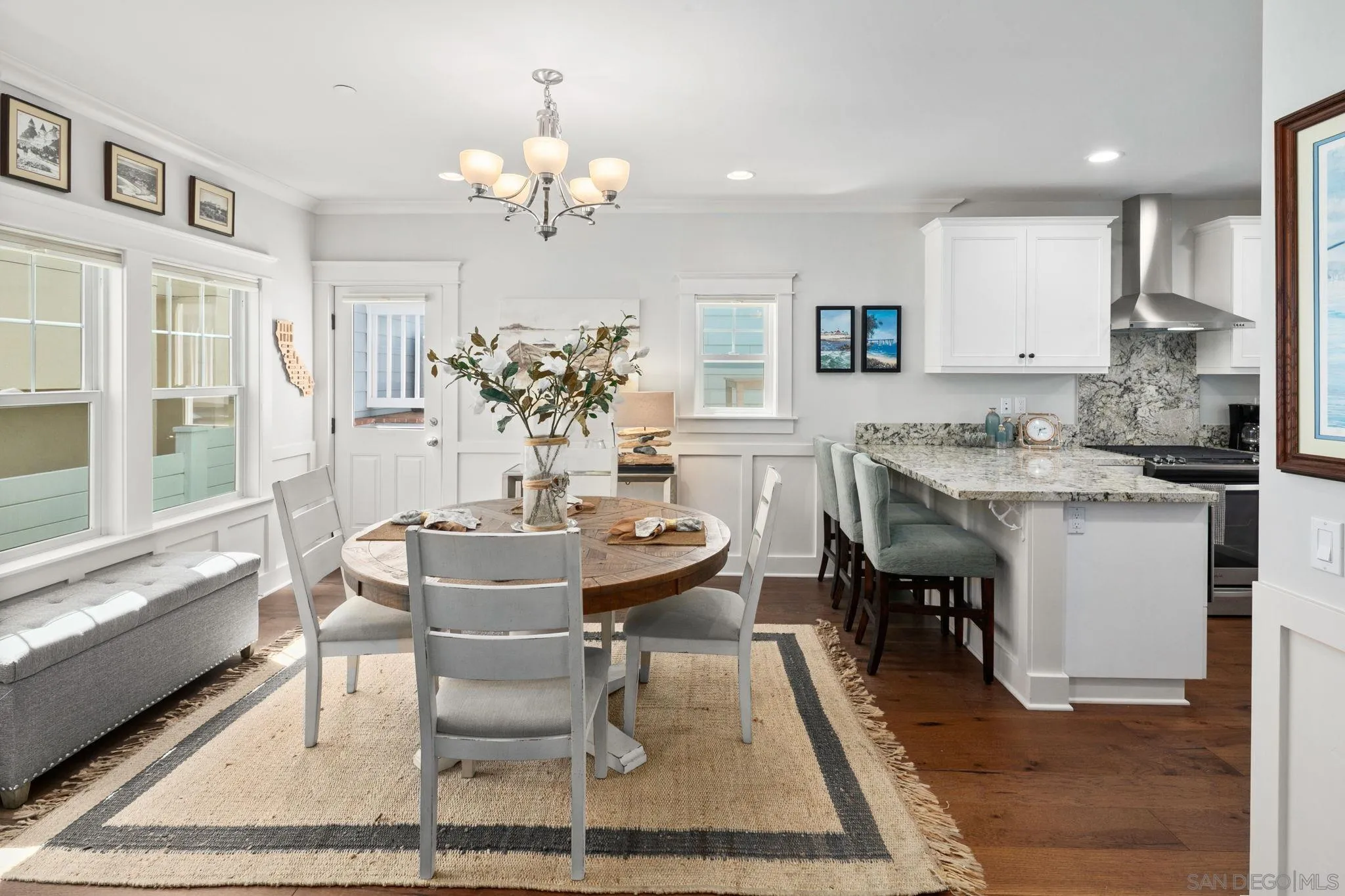 814 F Avenue, Coronado, CA 92118 814 F Avenue, Coronado, CA 92118