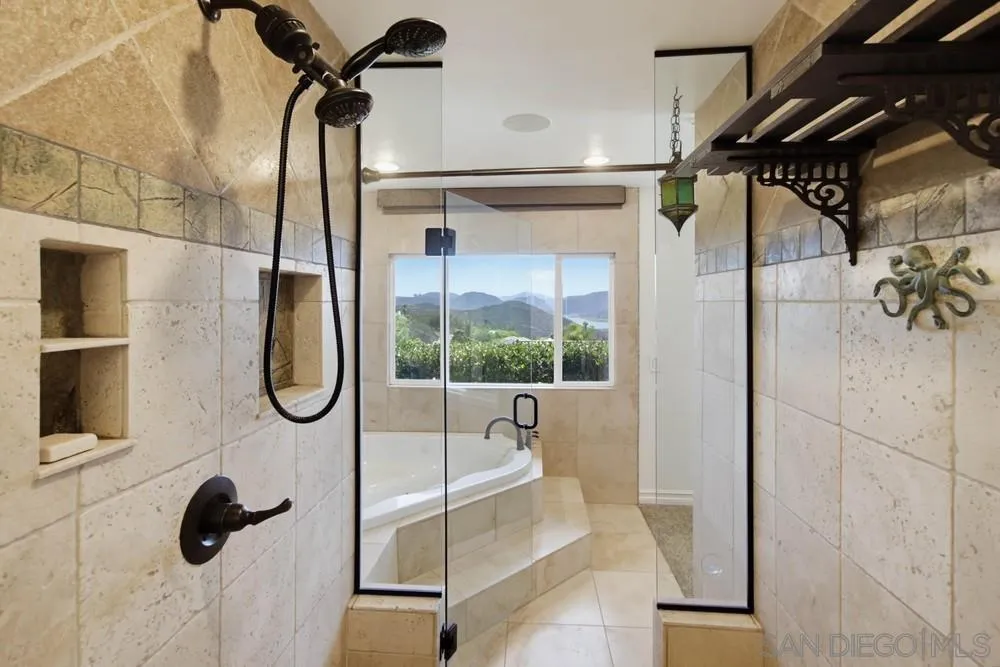 https://cdn.realtyfeed.com/cdn/127/260025569/3ebca99c2e510520e15450e7b09be9a5.webp