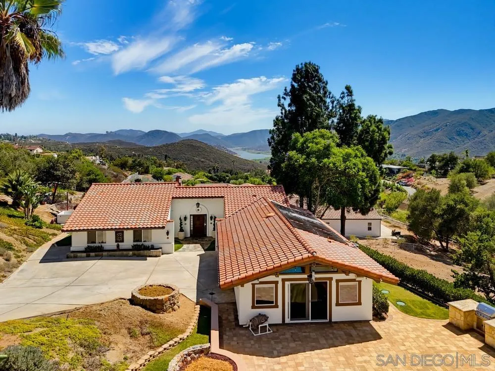 https://cdn.realtyfeed.com/cdn/127/260025569/76f0d294dc459ff778d88f73ac211e8d.webp