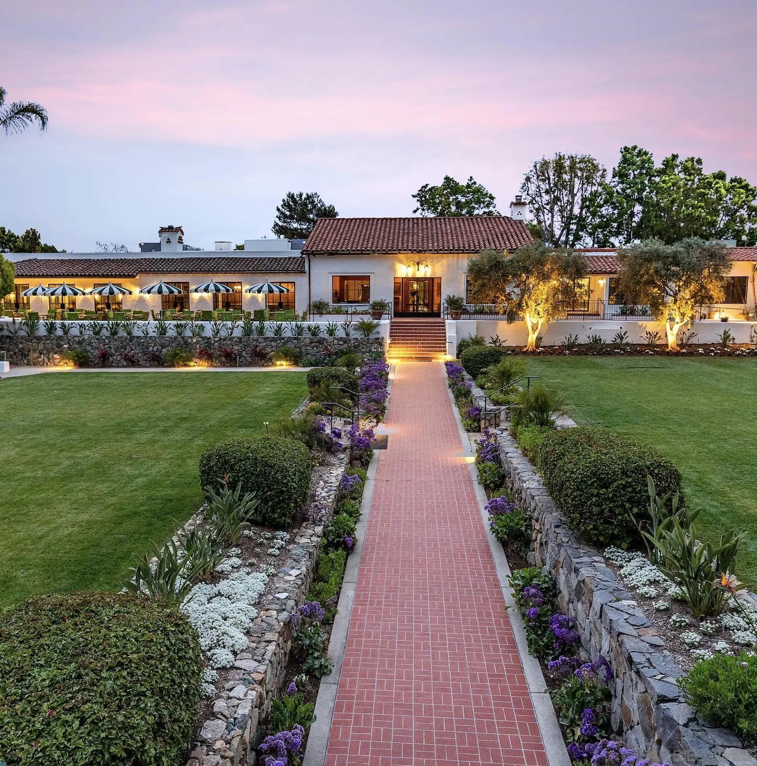 7714 Concerto, San Diego, CA 92127 Close proximity to the Inn at Rancho Santa Fe!