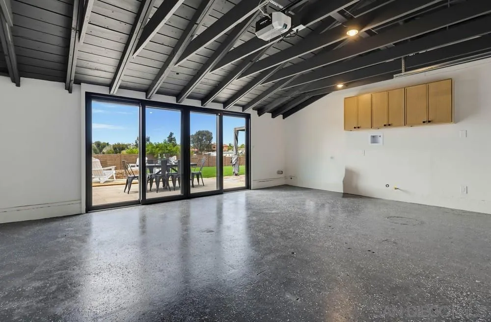 https://cdn.realtyfeed.com/cdn/127/260025573/c54615db7a9a08526efb3e32a6ab415d.webp