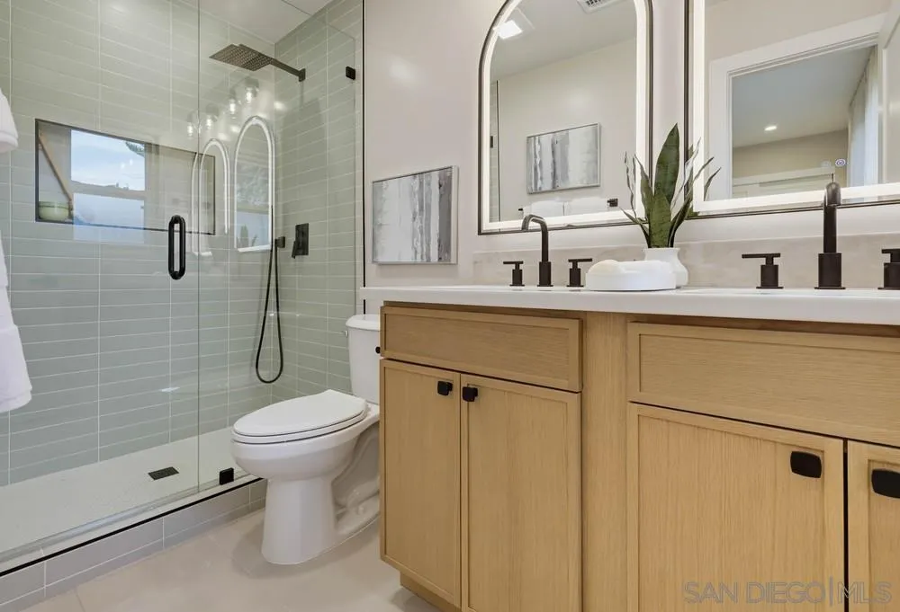 https://cdn.realtyfeed.com/cdn/127/260025573/e6d0ecef0ef8658facaa3a3a39a396fb.webp
