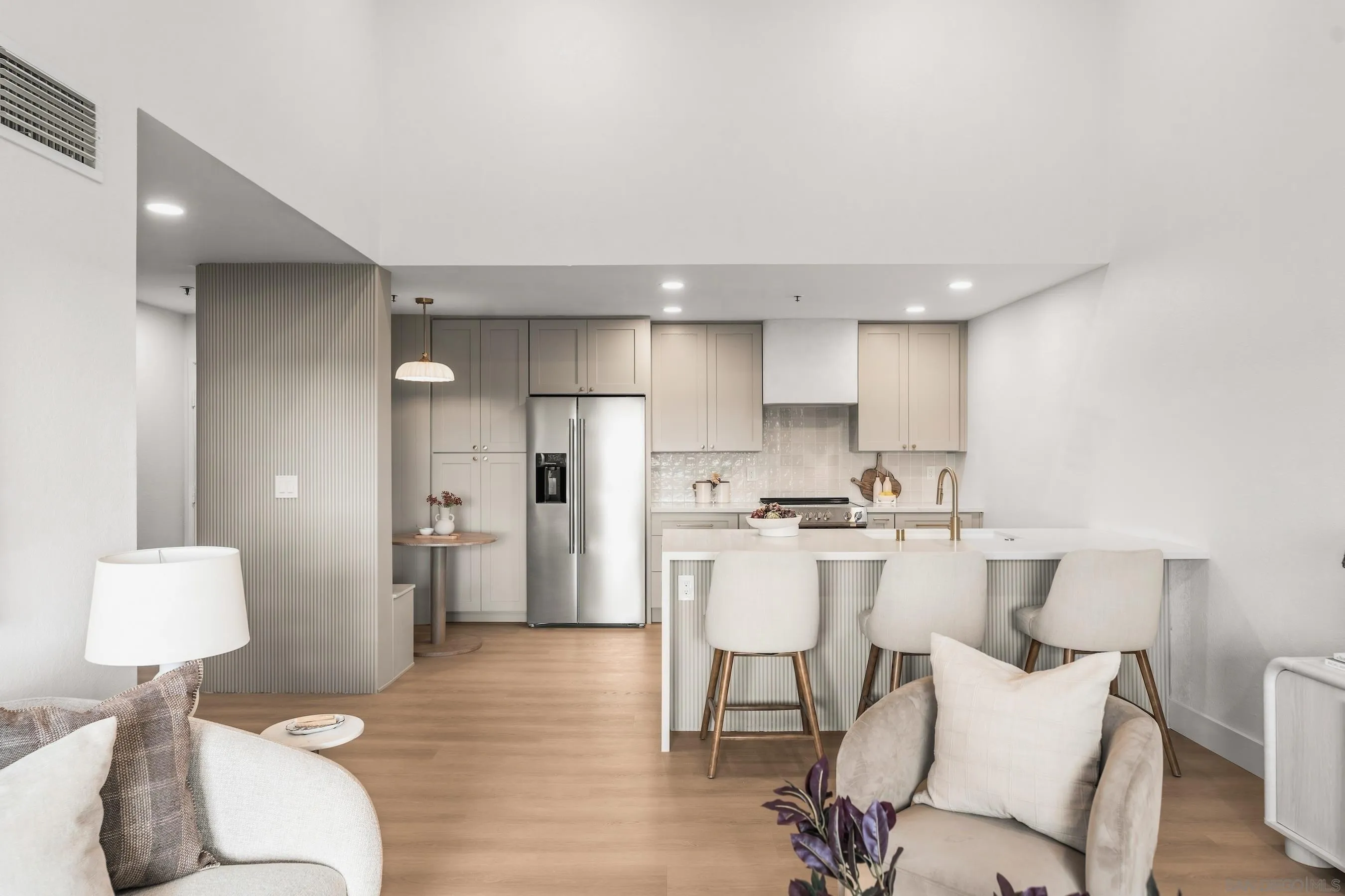 https://cdn.realtyfeed.com/cdn/127/260025585/6416c70660d848d581a3627d791c07d2.webp