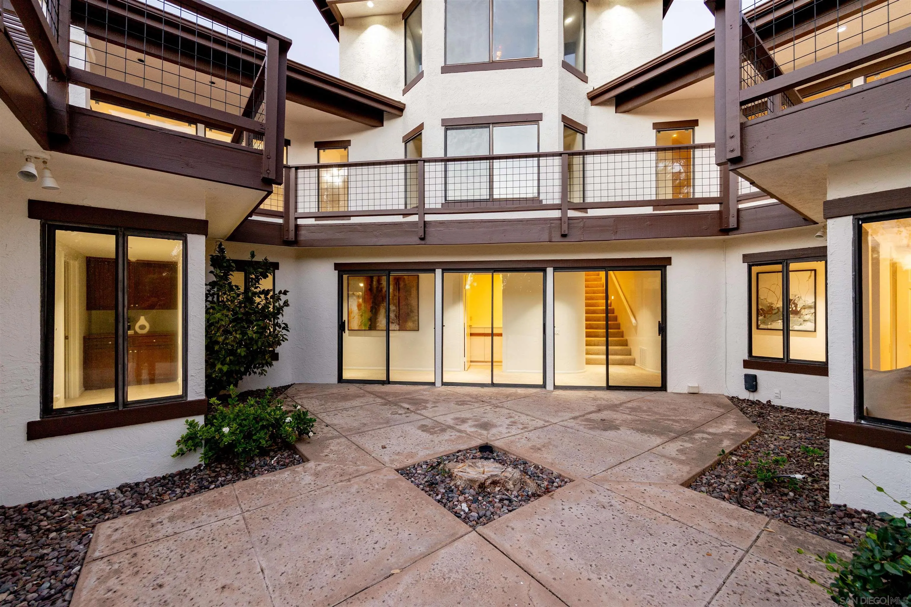 16238 Country Day, Poway, CA 92064
