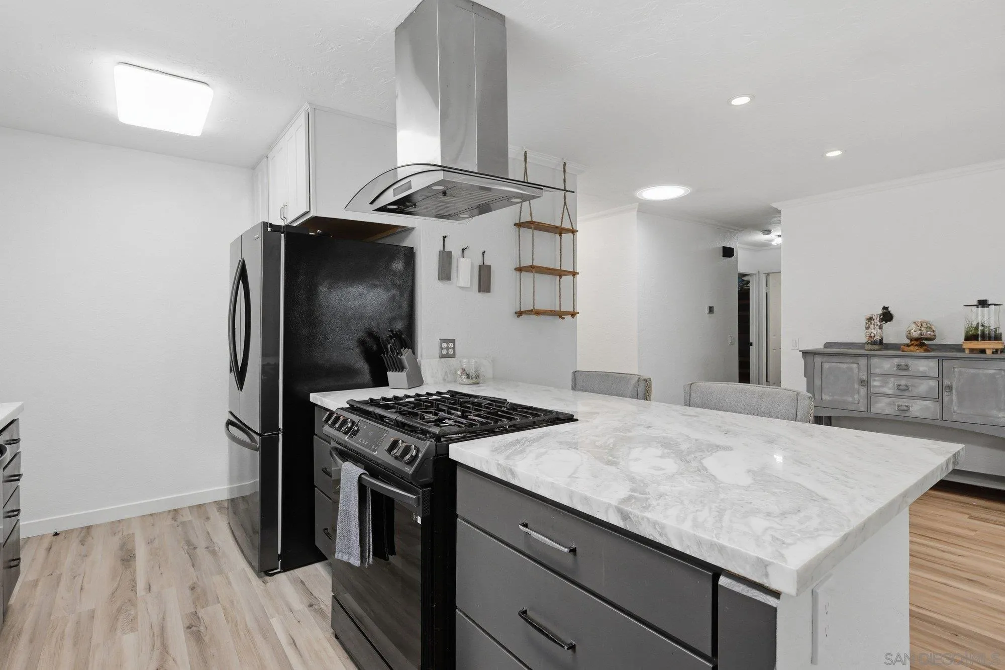 1920 Mclees Ct, Escondido, CA 92026 1920 Mclees Ct, Escondido, CA 92026