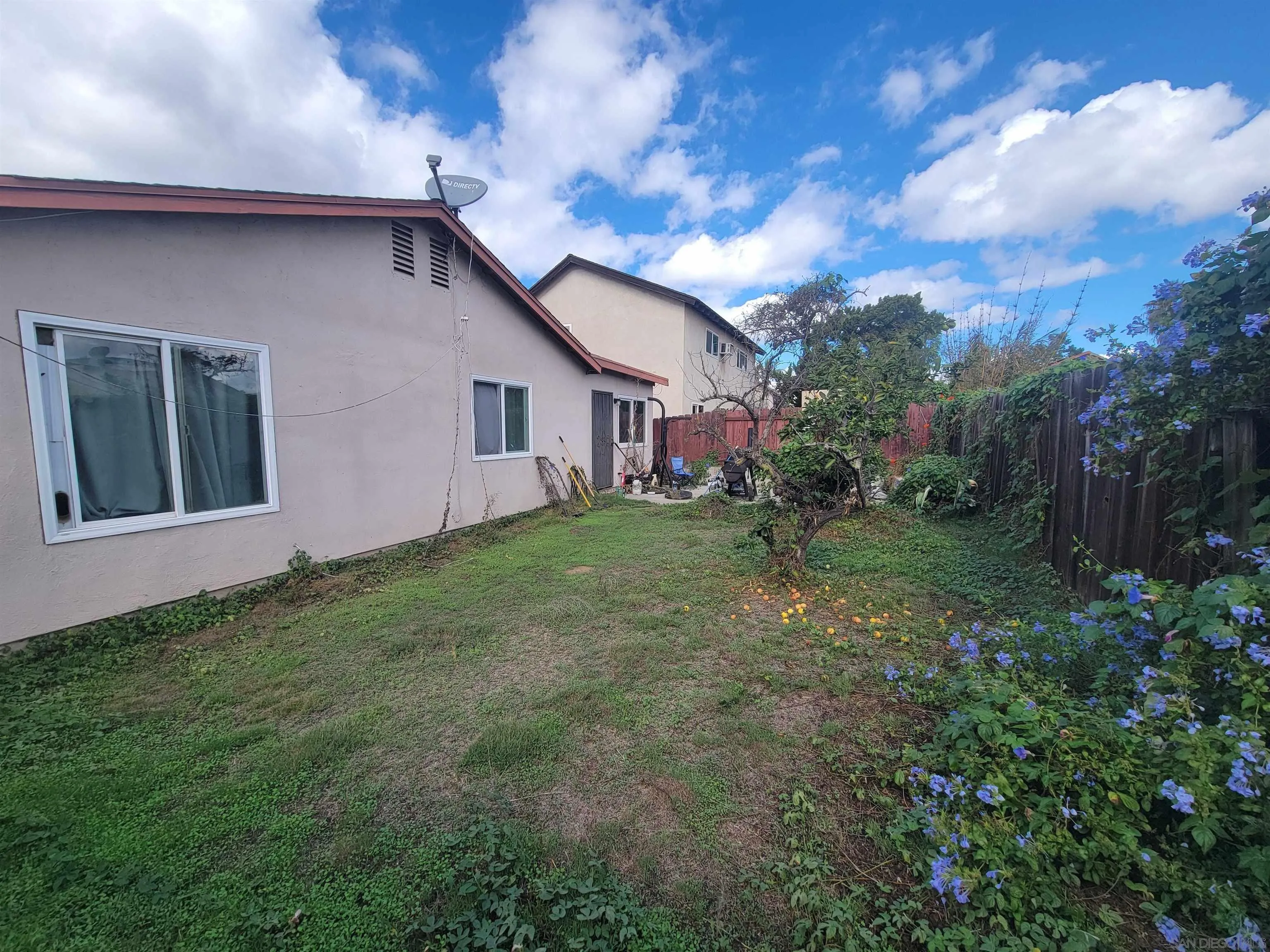11267 Westonhill Dr, San Diego, CA 92126