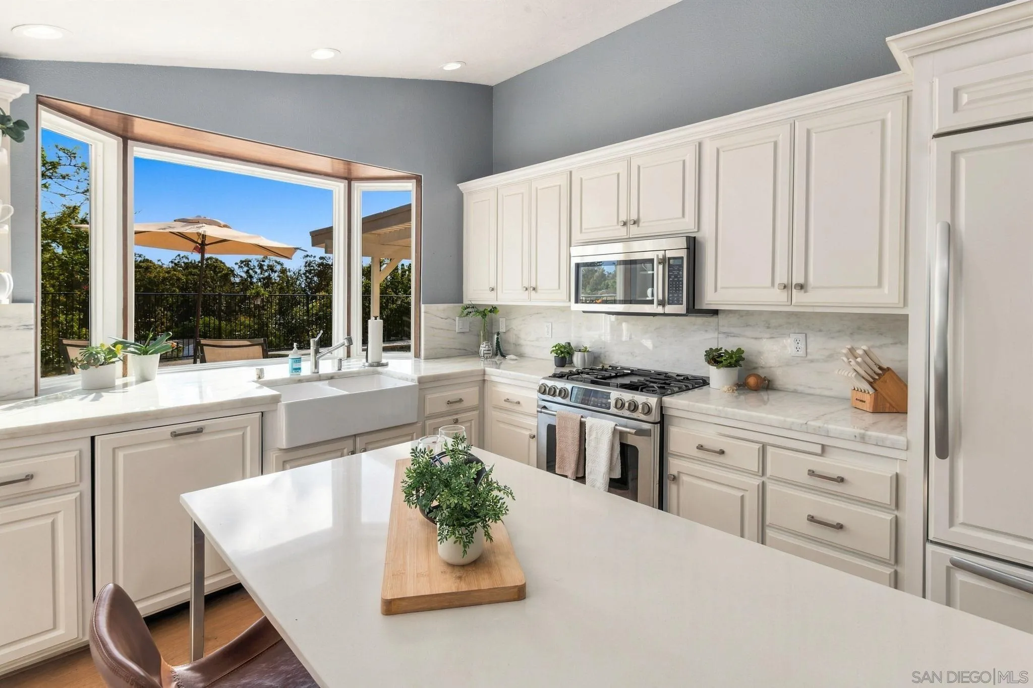 10615 Vista Valle Dr, San Diego, CA 92131