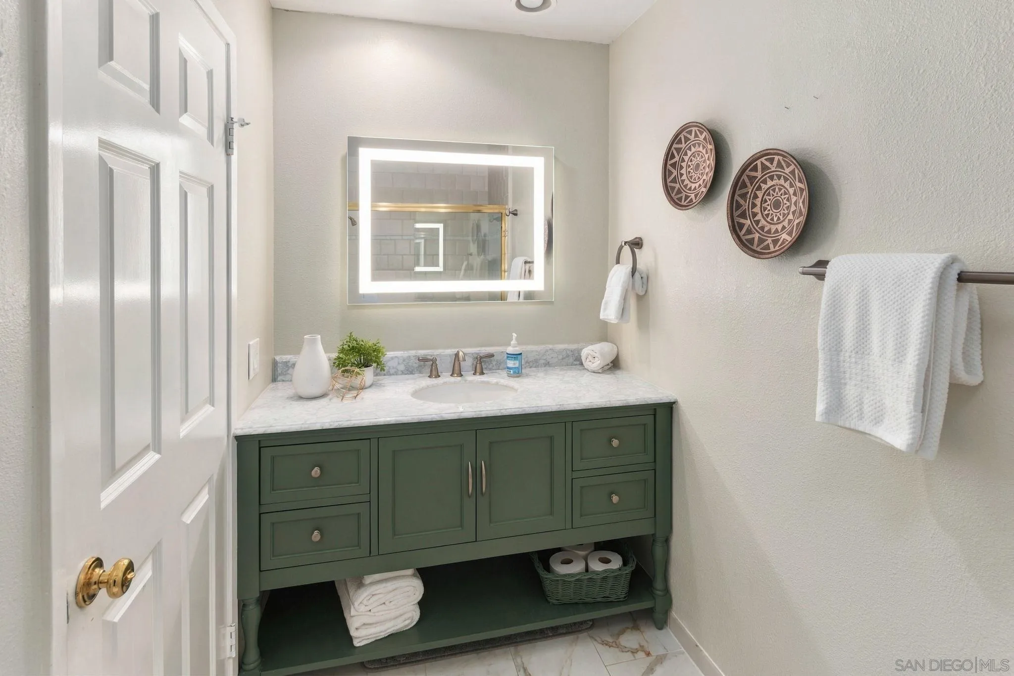 10615 Vista Valle Dr, San Diego, CA 92131
