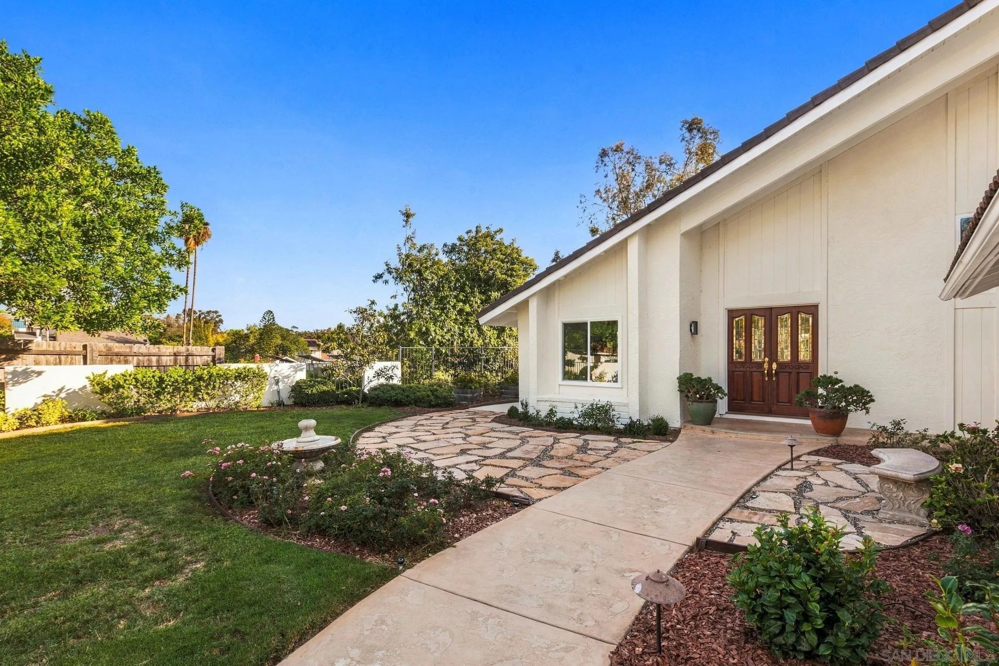 10615 Vista Valle Dr, San Diego, CA 92131