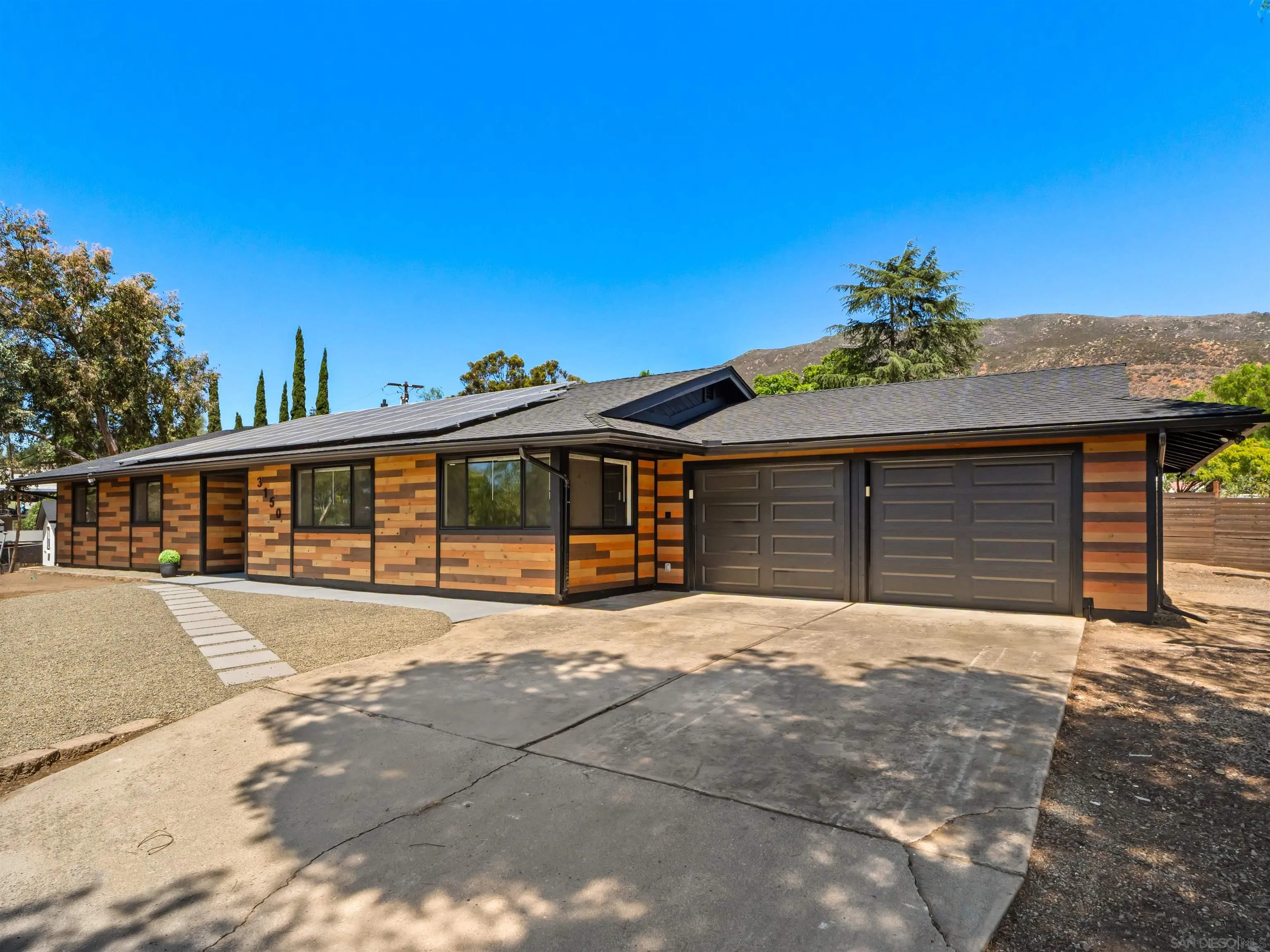3150 Acacia Ln, Alpine, CA 91901
