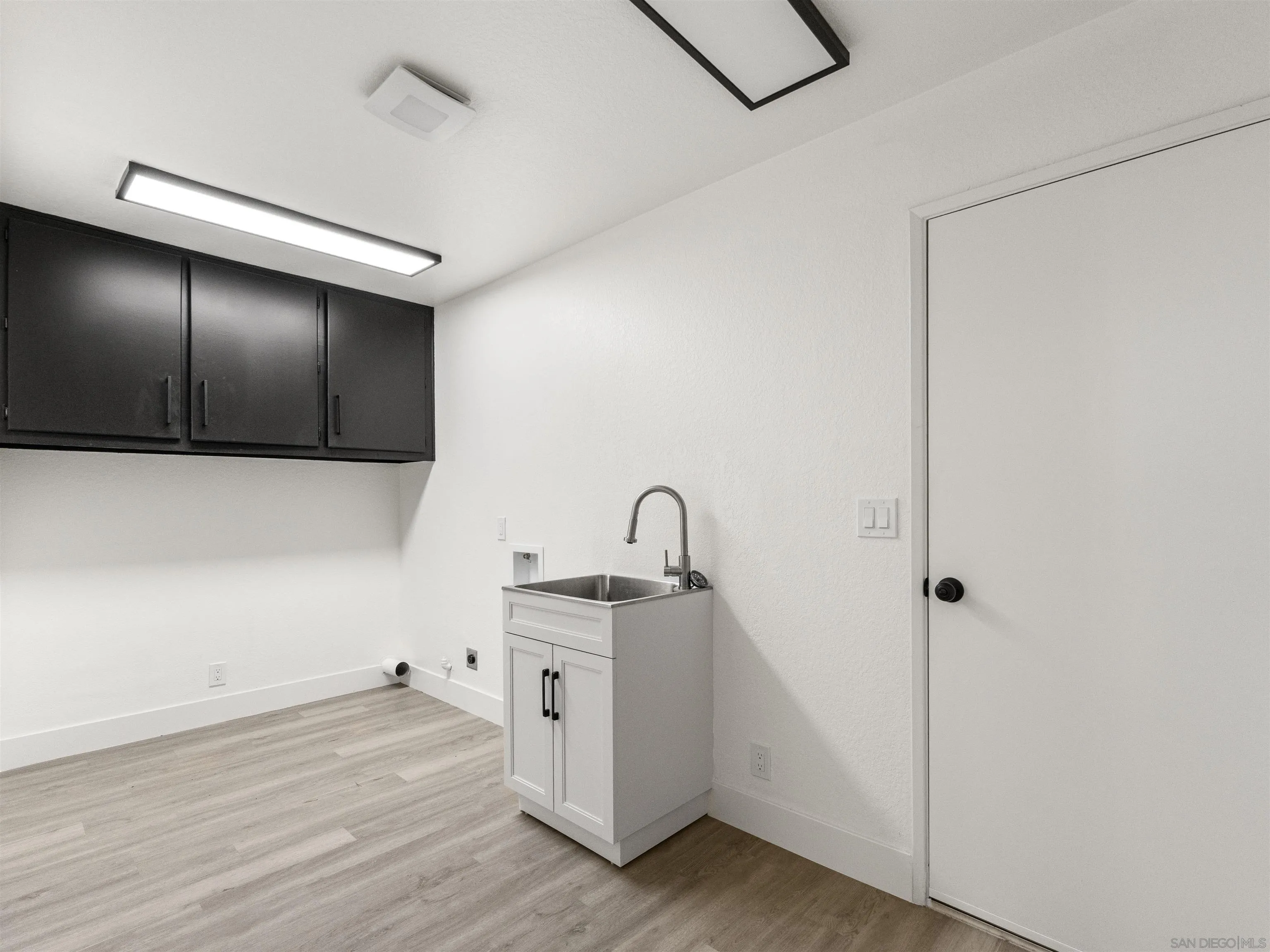 3150 Acacia Ln, Alpine, CA 91901