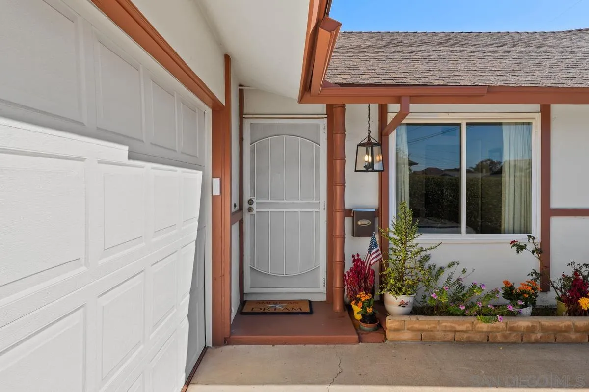 https://cdn.realtyfeed.com/cdn/127/260025611/54effe526ee49f99d9f247c0868958f6.webp