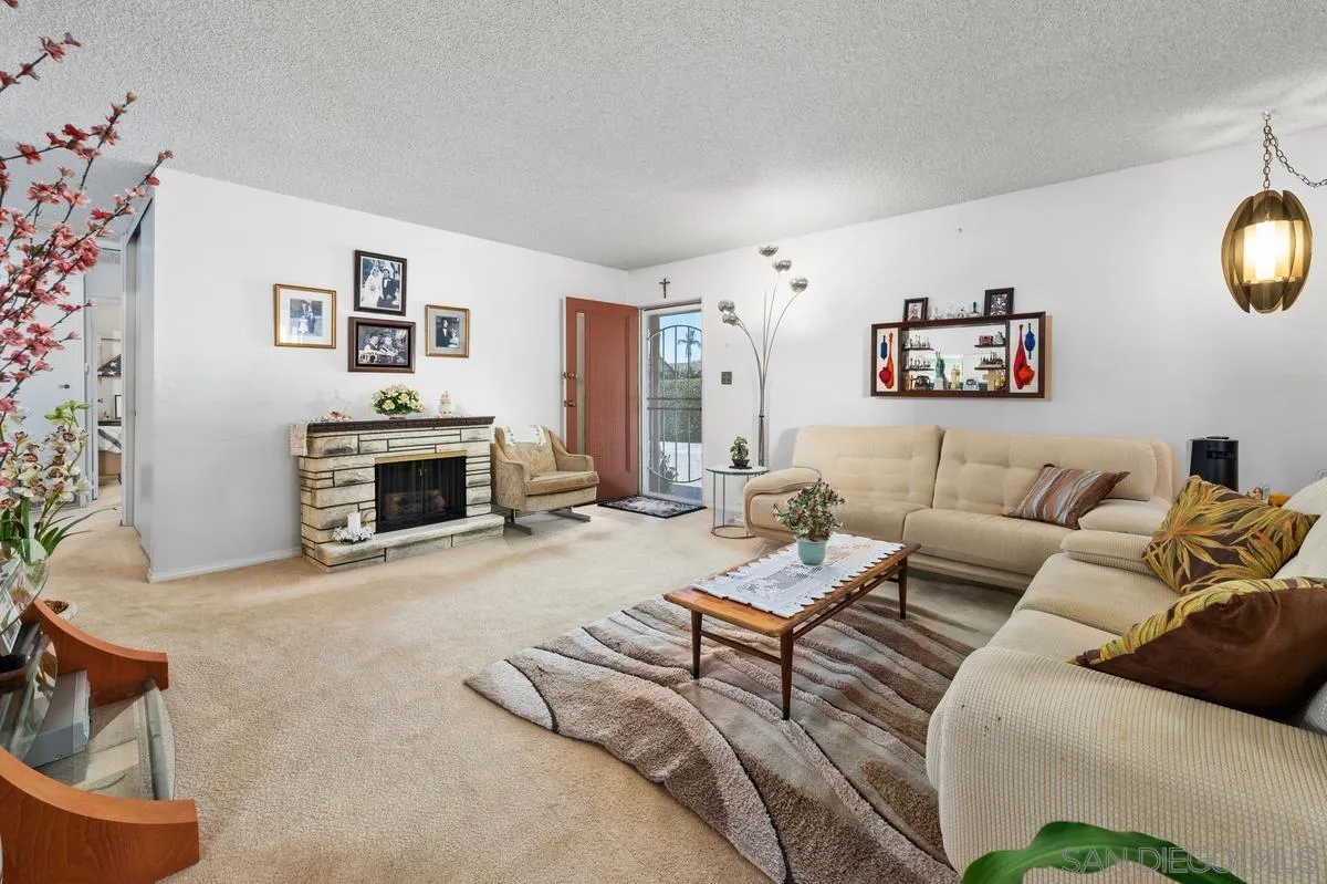 https://cdn.realtyfeed.com/cdn/127/260025611/63c610aec20f1b99778f2bed75e2748f.webp