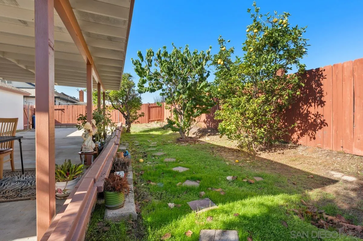 https://cdn.realtyfeed.com/cdn/127/260025611/be09fdd669d14b4abf03c44297047a47.webp