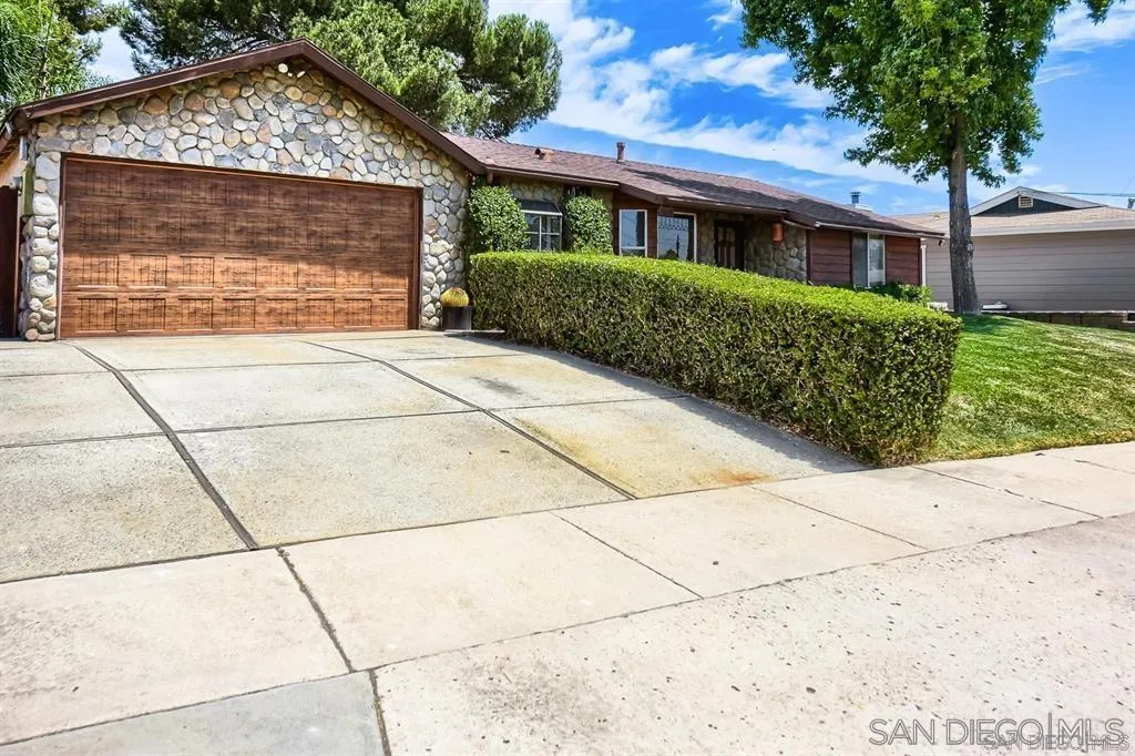 https://cdn.realtyfeed.com/cdn/127/260025612/0d7d331f4e5fb60d9da5e3908d5a22d5.webp