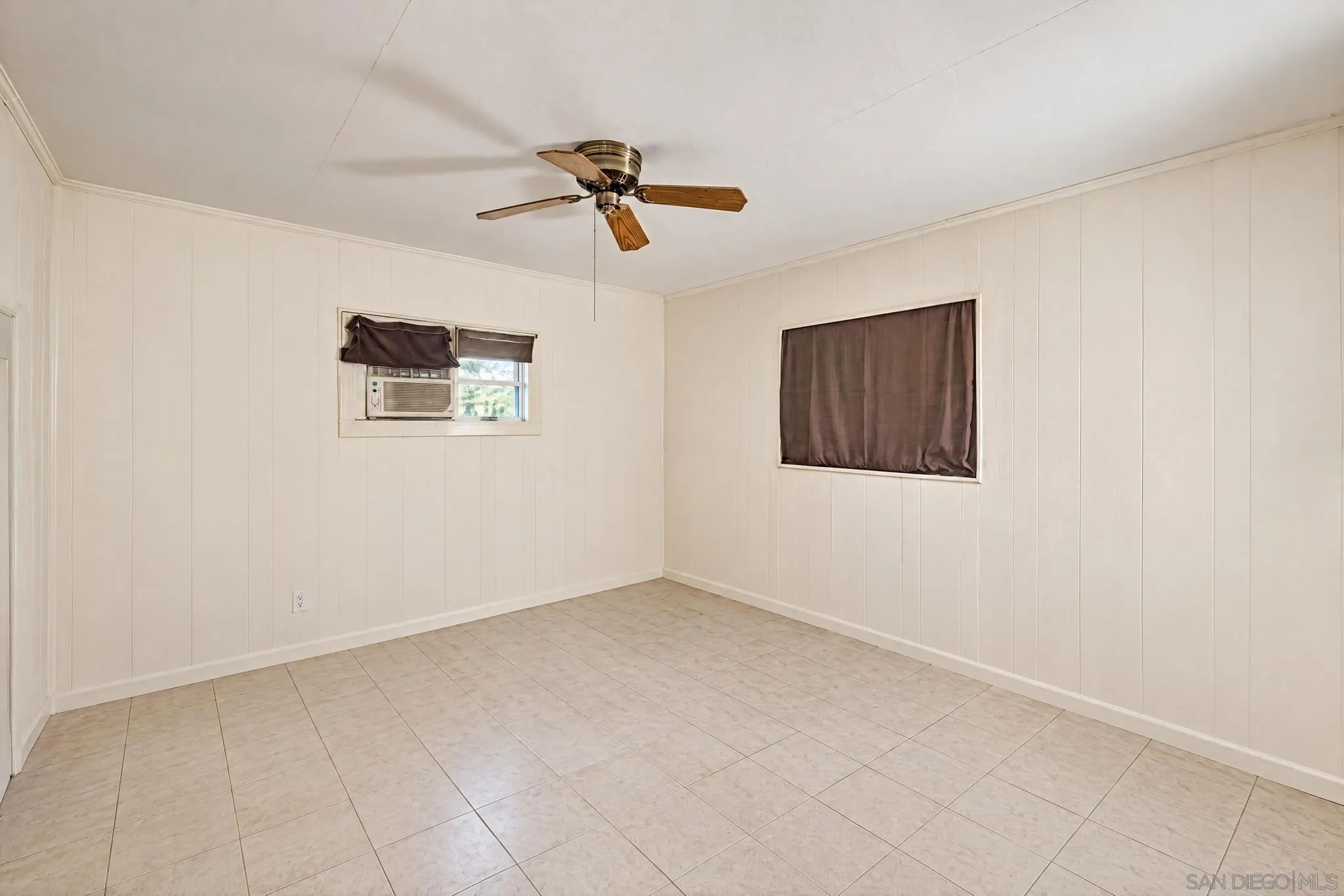 https://cdn.realtyfeed.com/cdn/127/260025614/0f444dec9bee6a6143ad31b14a4a958b.webp