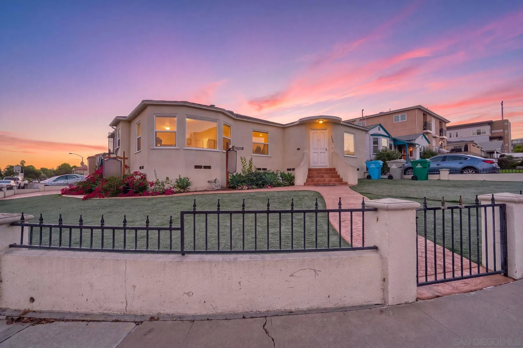 3105 Garrison St, San Diego, CA 92106 3105 Garrison St, San Diego, CA 92106