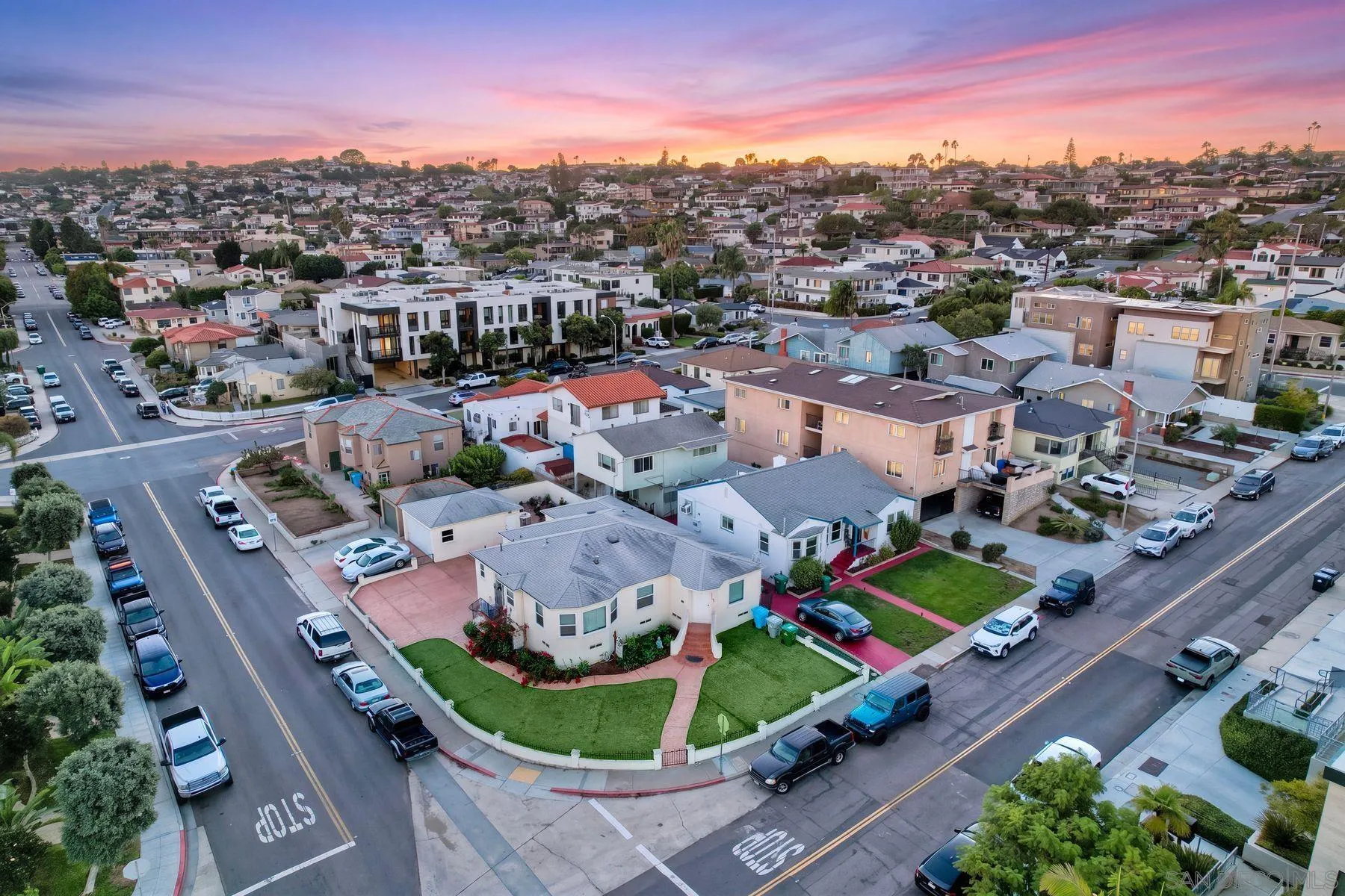 3105 Garrison St, San Diego, CA 92106 3105 Garrison St, San Diego, CA 92106