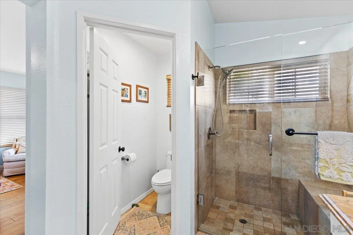 12790 Via Nieve, San Diego, CA 92130 12790 Via Nieve, San Diego, CA 92130
