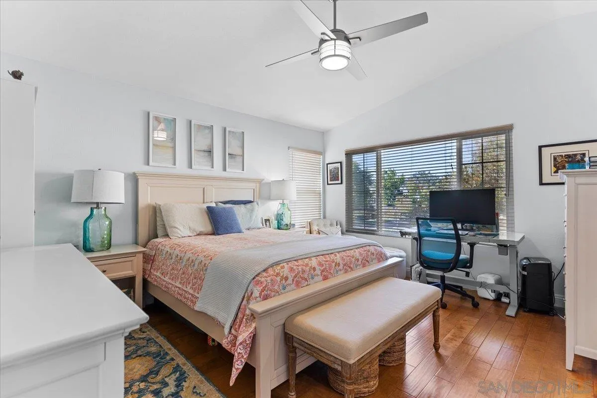 12790 Via Nieve, San Diego, CA 92130 12790 Via Nieve, San Diego, CA 92130
