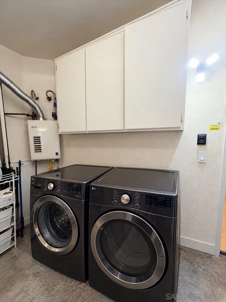 12790 Via Nieve, San Diego, CA 92130 12790 Via Nieve, San Diego, CA 92130