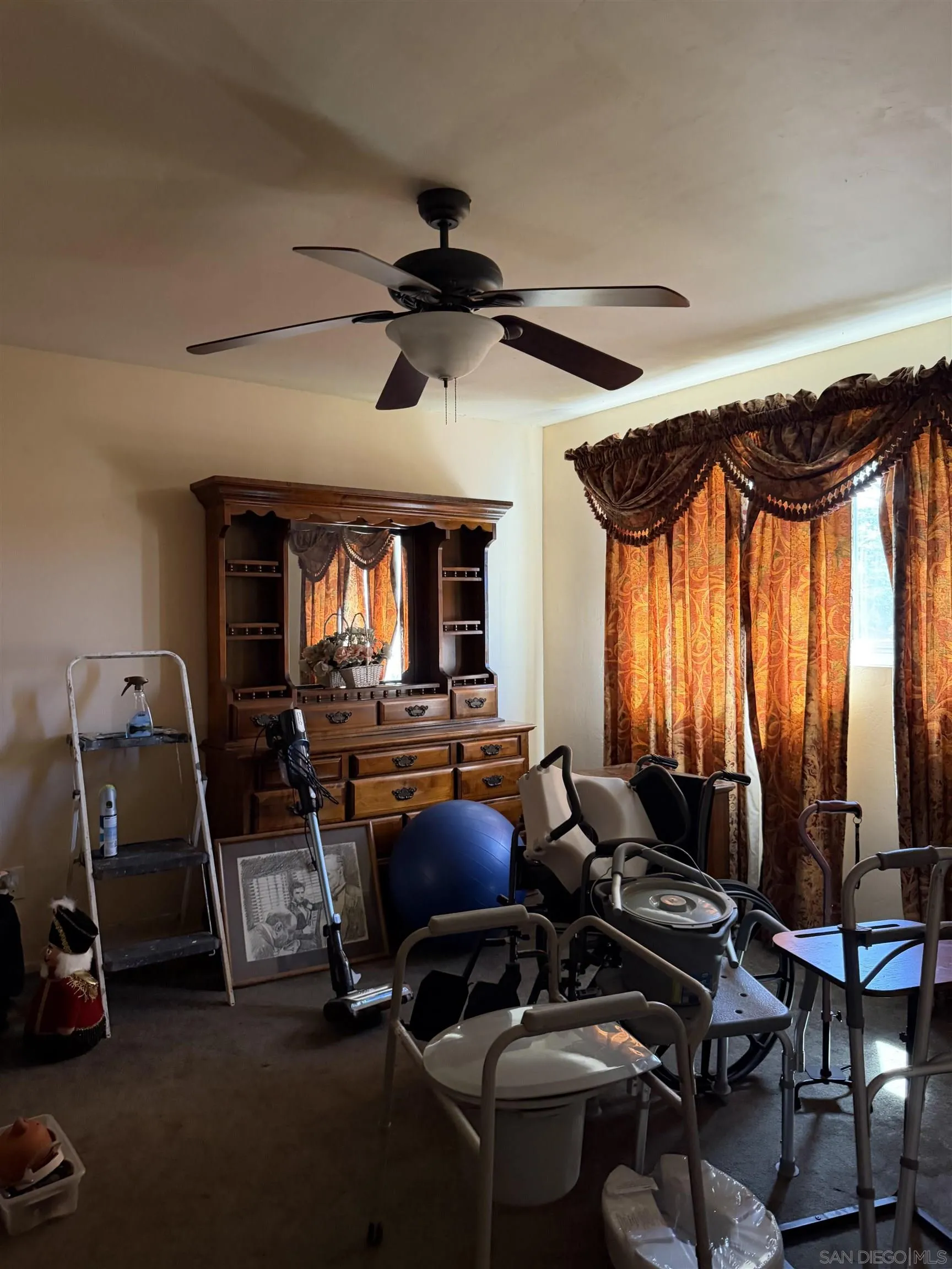 7320 Jackson Drive, San Diego, CA 92119