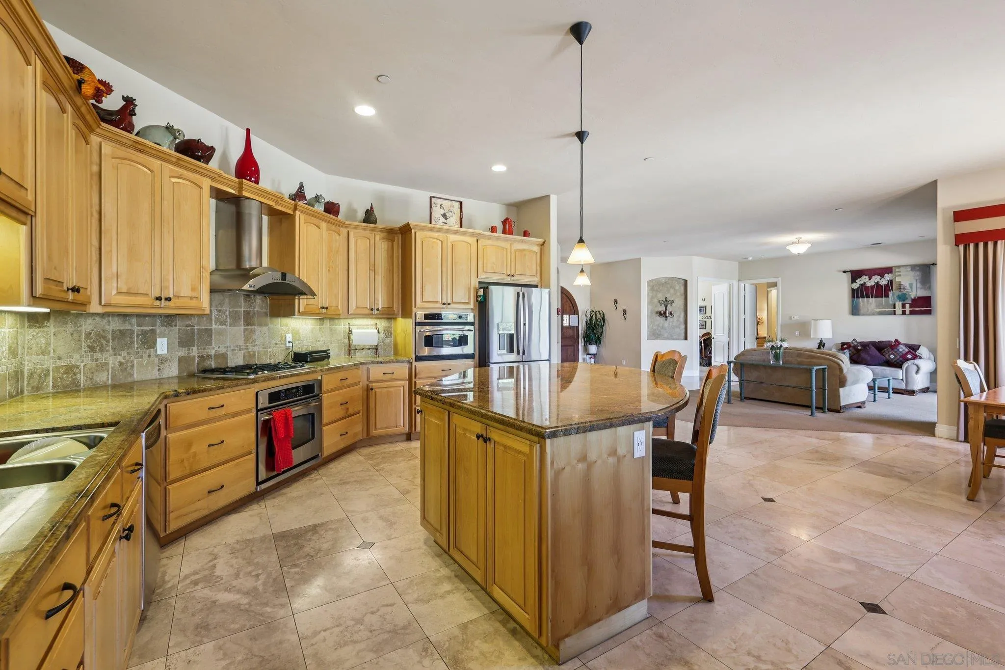 https://cdn.realtyfeed.com/cdn/127/260025624/b030eefc476e3ff3a3f638c437e1940f.webp