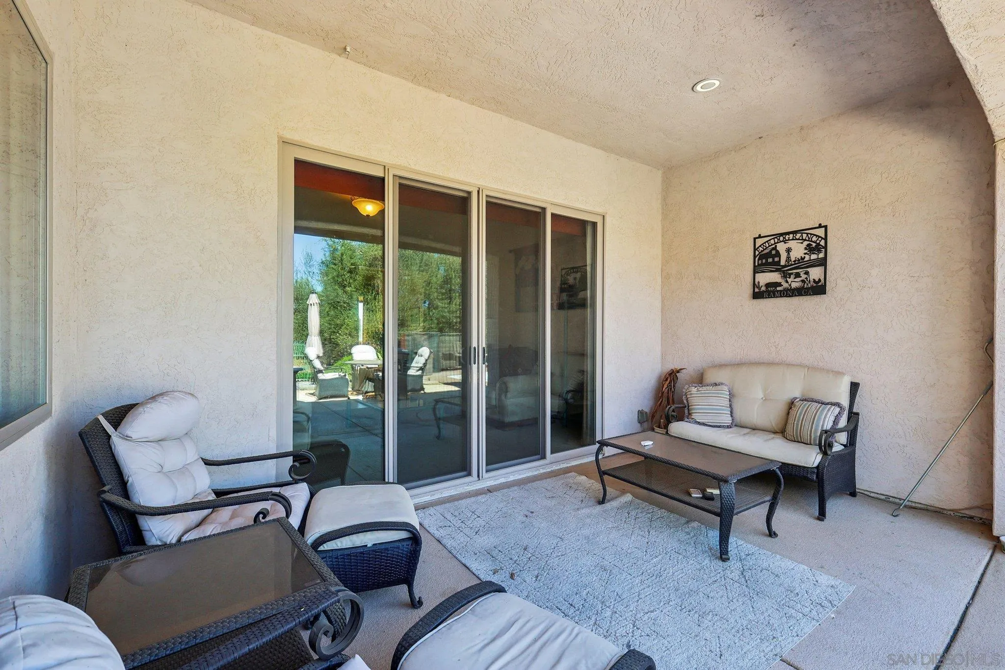 https://cdn.realtyfeed.com/cdn/127/260025624/fc421a4ce6f99f7722b91c93d437e567.webp