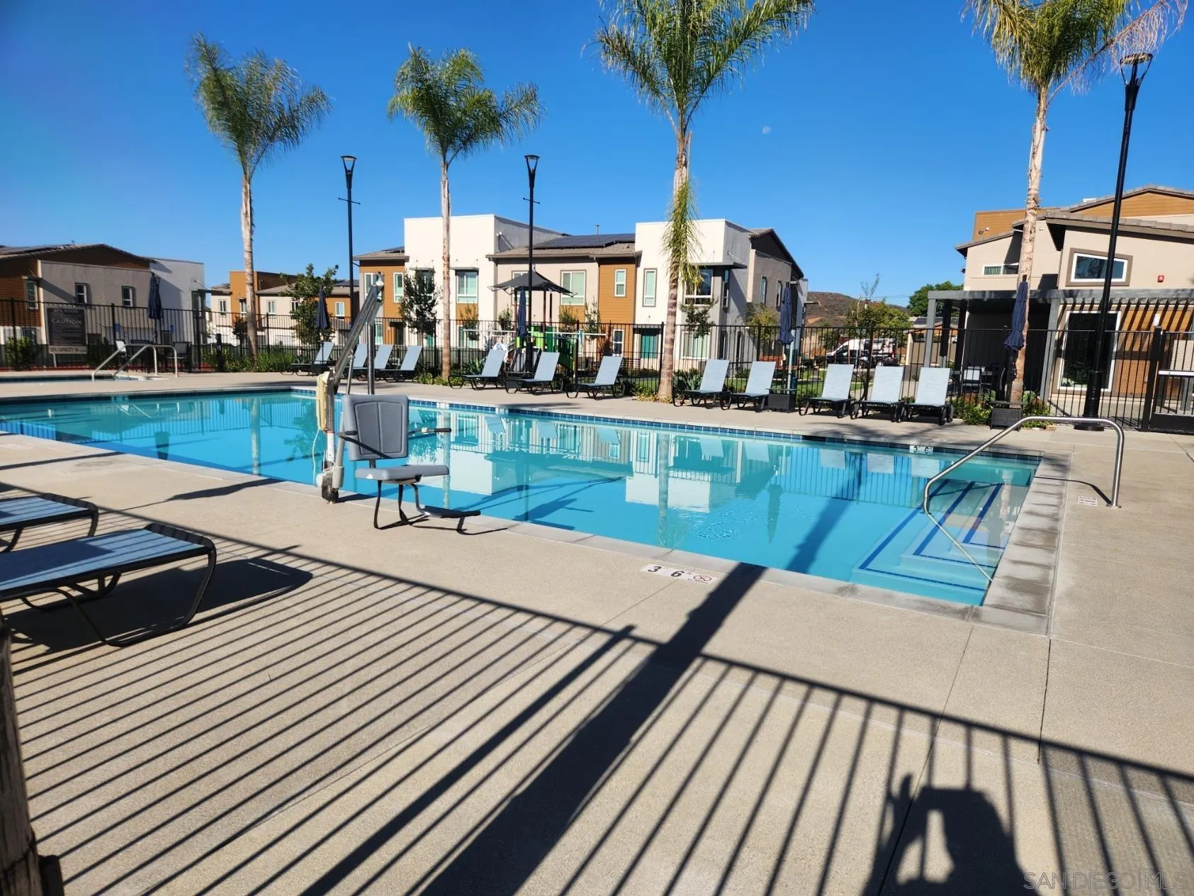 939 Crimson Leaf, Vista, CA 92081 939 Crimson Leaf, Vista, CA 92081