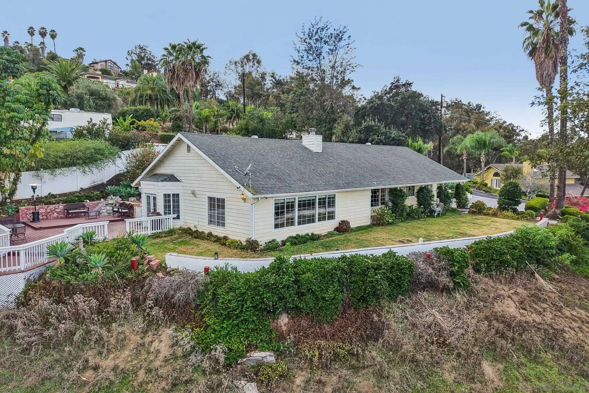 1133 Emerald Heights, El Cajon, CA 92020