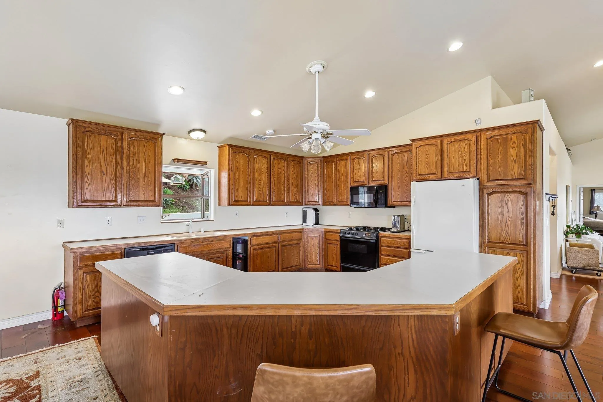 1133 Emerald Heights, El Cajon, CA 92020