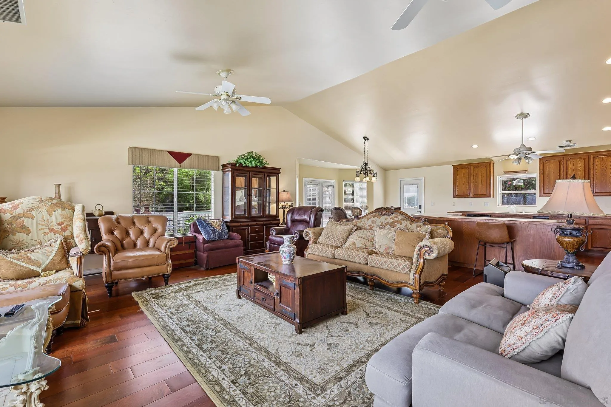 1133 Emerald Heights, El Cajon, CA 92020